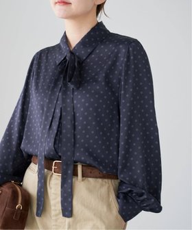 【イエナ/IENA】 《WEB限定/追加3 》サテンドットタイ付ブラウス人気、トレンドファッション・服の通販 founy(ファニー) ファッション Fashion レディースファッション Fashion for Women トップス・カットソー Cut & Sew Tops シャツ・ブラウス・オフィスカジュアル Elegant Blouses & Button-Ups 2025年 2025 2025-2026秋冬・A/W Autumn/Winter 2025–26 AW25–26 インナー Innerwear サテン Satin, Glossy Fabric シンプル Simple, Minimal ジャケット Jacket, Outerwear スウェット / スエット Sweatshirt, Sweatwear タートルネック Turtleneck, High Neck ドット Polka Dot, Dot Pattern ベーシック Basic, Essential リボン Ribbon, Bow エレガント 上品 Elegant 人気 Popular, Best Seller |ID:prp329100004772577