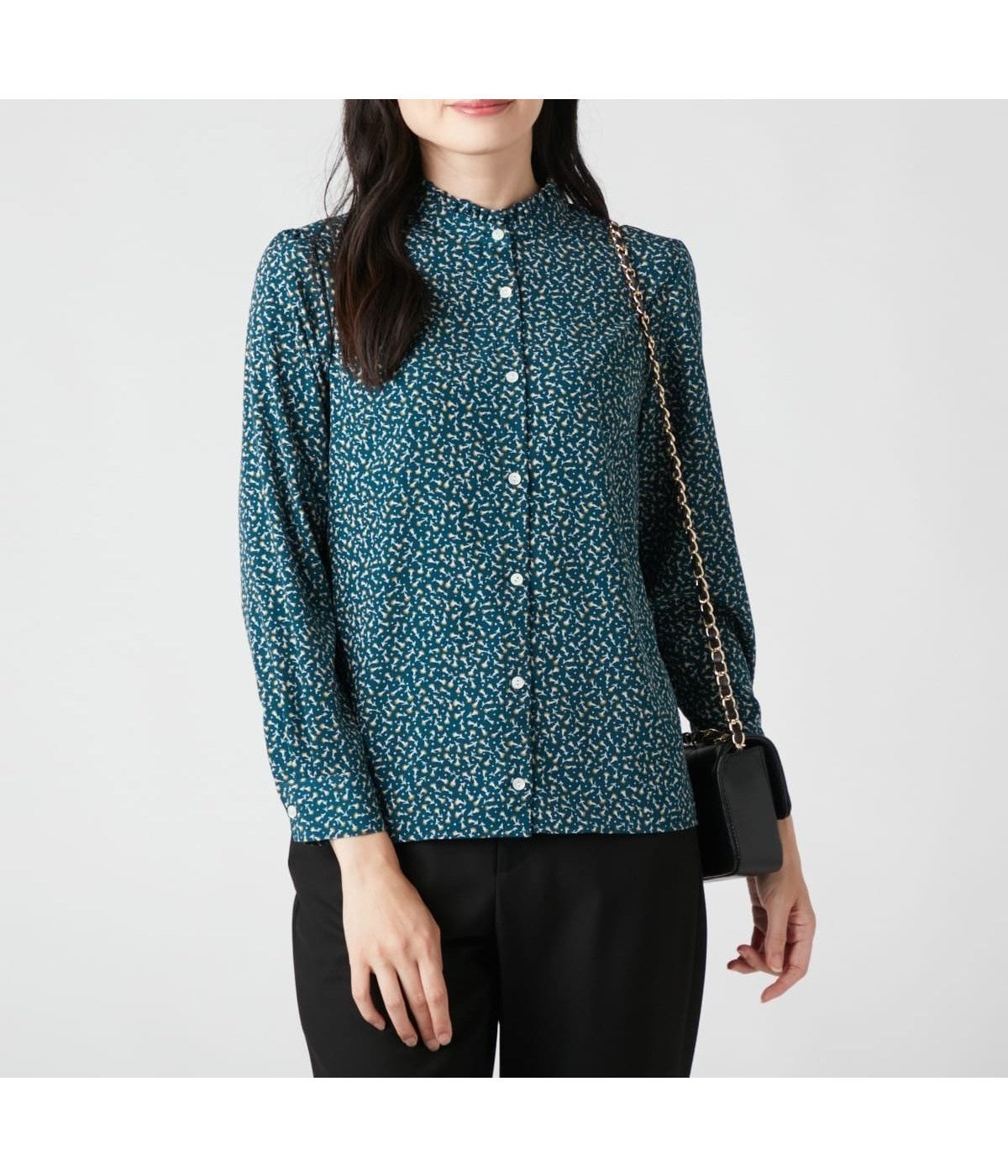 【ニューヨーカー/NEWYORKER】のスモールフラワープリント スタンドフリルブラウス インテリア・キッズ・メンズ・レディースファッション・服の通販 founy(ファニー) 　ファッション　Fashion　レディースファッション　Fashion for Women　トップス・カットソー　Cut & Sew Tops　シャツ・ブラウス・オフィスカジュアル　Elegant Blouses & Button-Ups　花柄・フラワープリント・モチーフ　Floral Prints & Motifs / Flower Pattern Tops　おすすめ　Recommended / Our Picks　インナー　Innerwear　クラシカル　Classical, Vintage-Inspired　シンプル　Simple, Minimal　ジャケット　Jacket, Outerwear　スタンド　Stand Collar, Upright Stand　フリル　Frill, Ruffle　フロント　Front, Front Design　A/W・秋冬　Autumn/Winter　長袖　Long Sleeve, Full Sleeve　グリーン|ID: prp329100004772629 ipo3291000000034580873