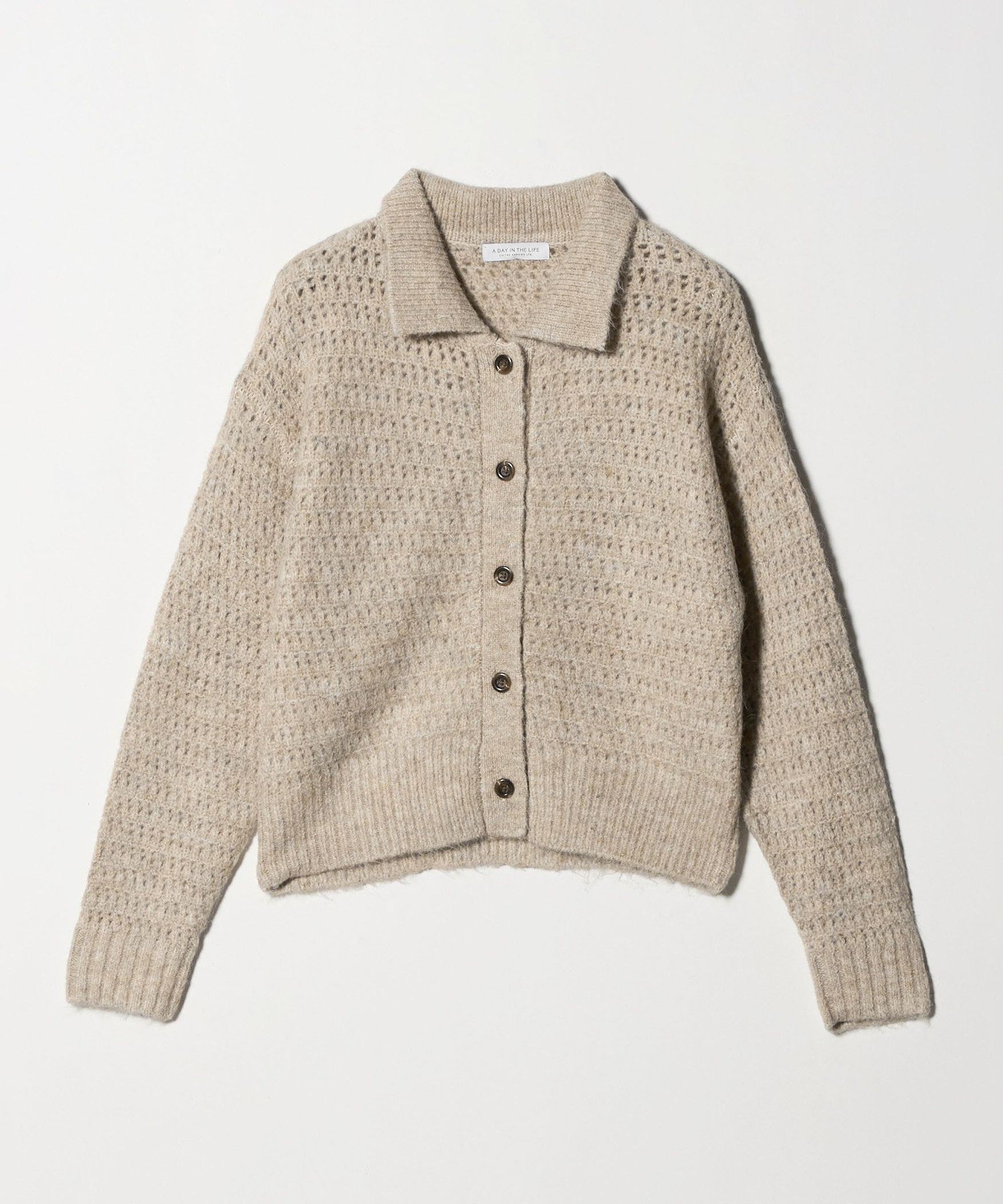 【ユナイテッドアローズ/UNITED ARROWS】のクロップド ポロカーディガン A DAY IN THE LIFE インテリア・キッズ・メンズ・レディースファッション・服の通販 founy(ファニー) ファッション Fashion レディースファッション Fashion for Women トップス・カットソー Cut & Sew Tops カーディガン・羽織り Layered Style Cardigans カーディガン Cardigan, Knitwear クラシカル Classical, Vintage-Inspired クロップド Cropped, Short Length コンパクト Compact, Small Size トレンド Trend, Trending Now バランス Balance, Style Balance ミックス Mix, Mixed Style メッシュ Mesh, Net Fabric アウトレット Outlet / Clearance NATURAL|ID: prp329100004772648 ipo3291000000034732632