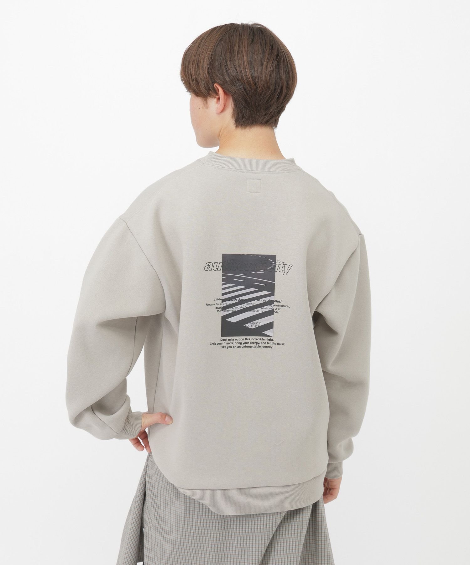 【グローバルワーク/GLOBAL WORK / KIDS】のグラフィク裏起毛スウェット/AND YUA ANY/599700 インテリア・キッズ・メンズ・レディースファッション・服の通販 founy(ファニー) 　ファッション　Fashion　キッズファッション　Fashion for Kids　おすすめ　Recommended / Our Picks　スウェット / スエット　Sweatshirt, Sweatwear　デニム　Denim, Jeans Material　リラックス　Relax, Relaxed Fit　ワイド　Wide, Wide Fit　グレージュ51|ID: prp329100004772649 ipo3291000000034943994