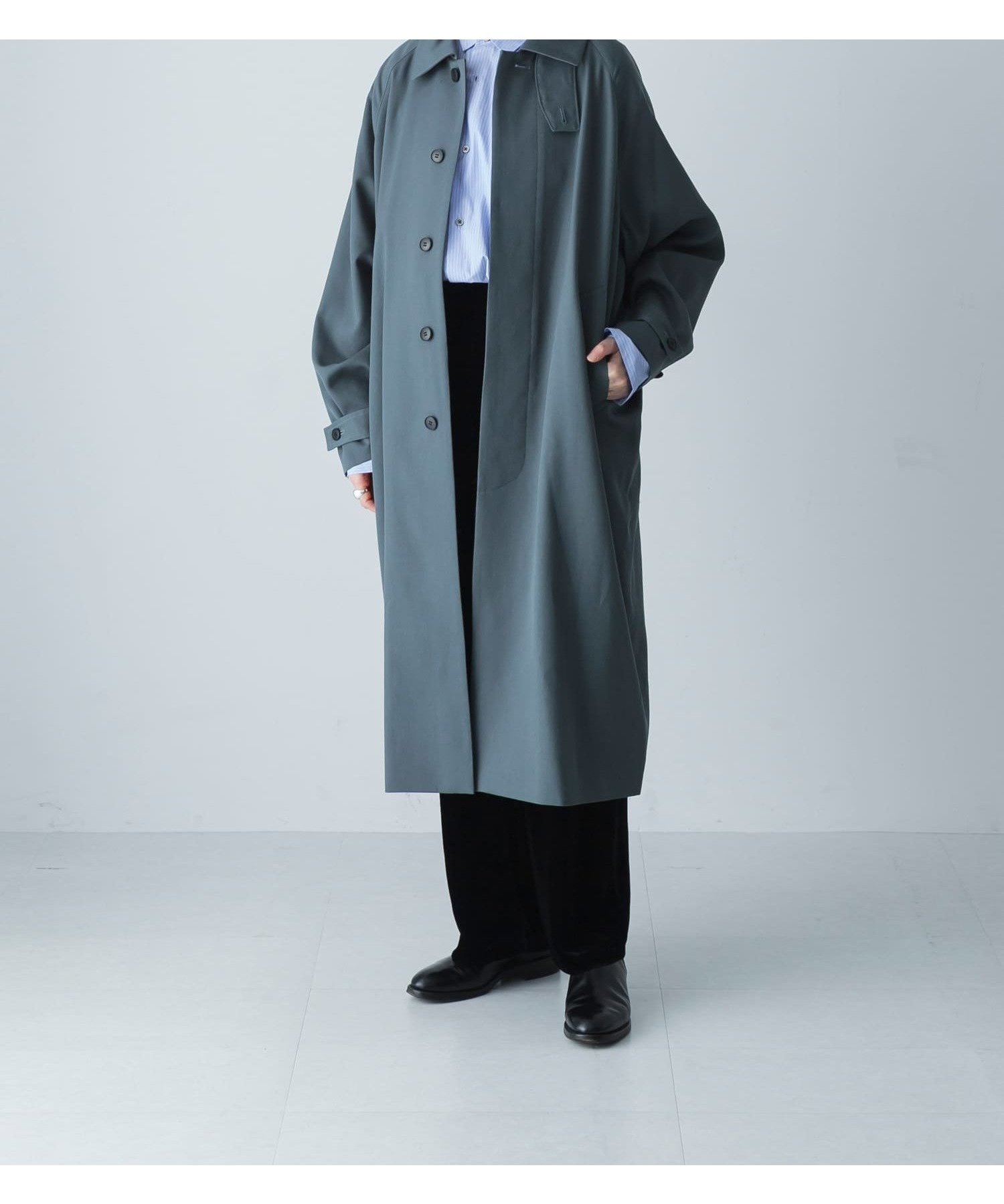 【かぐれ/kagure / URBAN RESEARCH】のウーステッドウールコート インテリア・キッズ・メンズ・レディースファッション・服の通販 founy(ファニー) 　ファッション　Fashion　レディースファッション　Fashion for Women　アウター　Coat / Outerwear Collection　コート・ロングコート・ピーコート　Long Coats, Peacoats & More　インナー　Innerwear　春　Spring　秋　Autumn　キュプラ　Cupro, Eco Fabric　シンプル　Simple, Minimal　スリーブ　Sleeve, Long Sleeve / Short Sleeve　ベーシック　Basic, Essential　ポケット　Pocket, Pocket Detail　ロング　Long, Long-Length　冬　Winter / This Winter　A/W・秋冬　Autumn/Winter　エレガント 上品　Elegant　2025年　2025　2025-2026秋冬・A/W　Autumn/Winter 2025–26 AW25–26　グリーン系その他|ID: prp329100004772811 ipo3291000000035169494