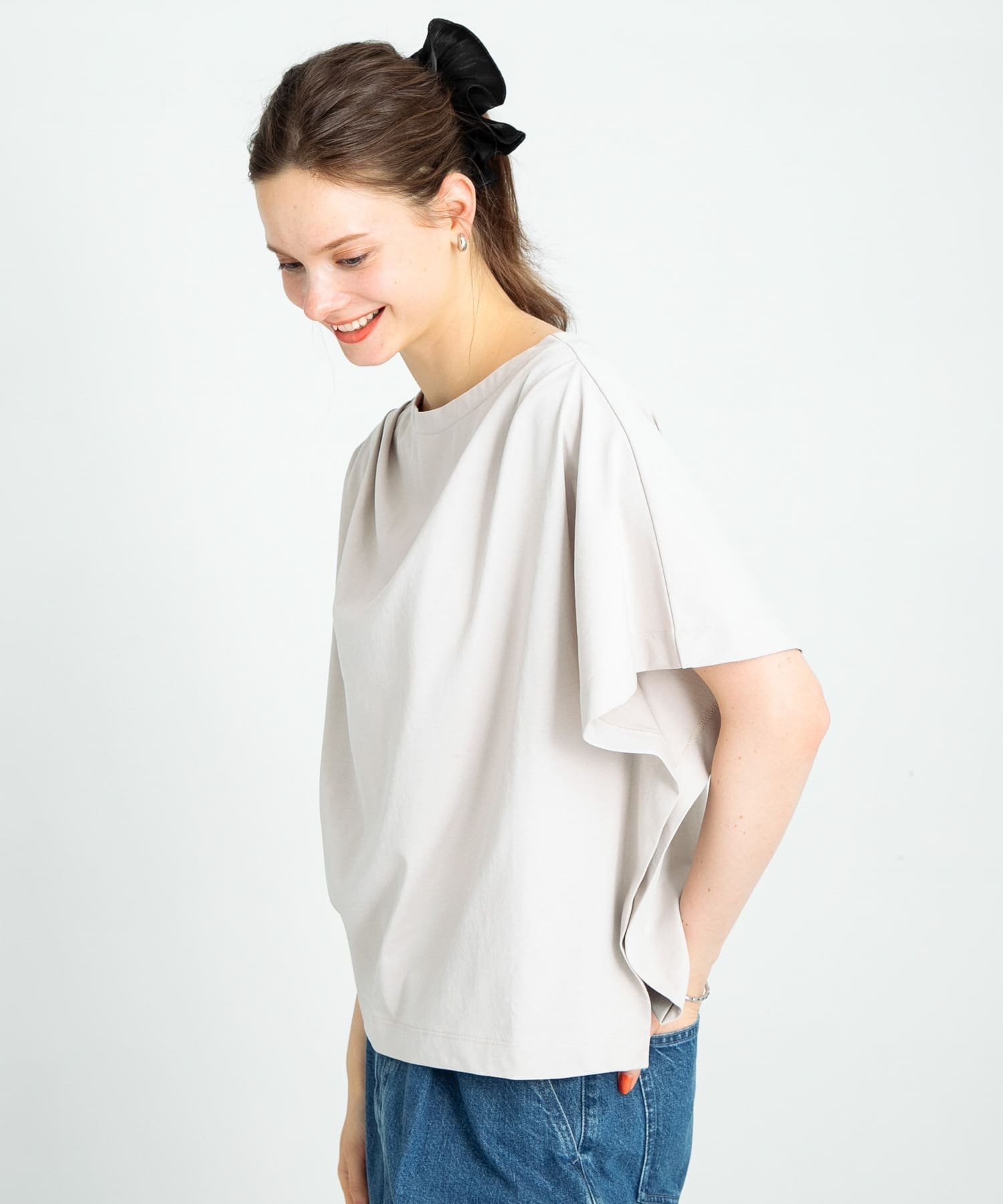 【サニーレーベル/Sonny Label / URBAN RESEARCH】の吸水速乾クールタッチワイドTシャツ インテリア・キッズ・メンズ・レディースファッション・服の通販 founy(ファニー) ファッション Fashion レディースファッション Fashion for Women トップス・カットソー Cut & Sew Tops シャツ・ブラウス・オフィスカジュアル Elegant Blouses & Button-Ups ロングTシャツ・Tシャツ Longline T-Shirts & Tees 2025年 2025 2025春夏・S/S Spring/Summer 2025 SS25 なめらか Smooth, Silky Texture カットソー Cut and Sewn Top シンプル Simple, Minimal ワイド Wide, Wide Fit 吸水 Absorbent, Quick-Dry 夏 Summer S/S・春夏 SS, Spring/Summer, Warm Season グレージュ|ID: prp329100004772845 ipo3291000000034583403