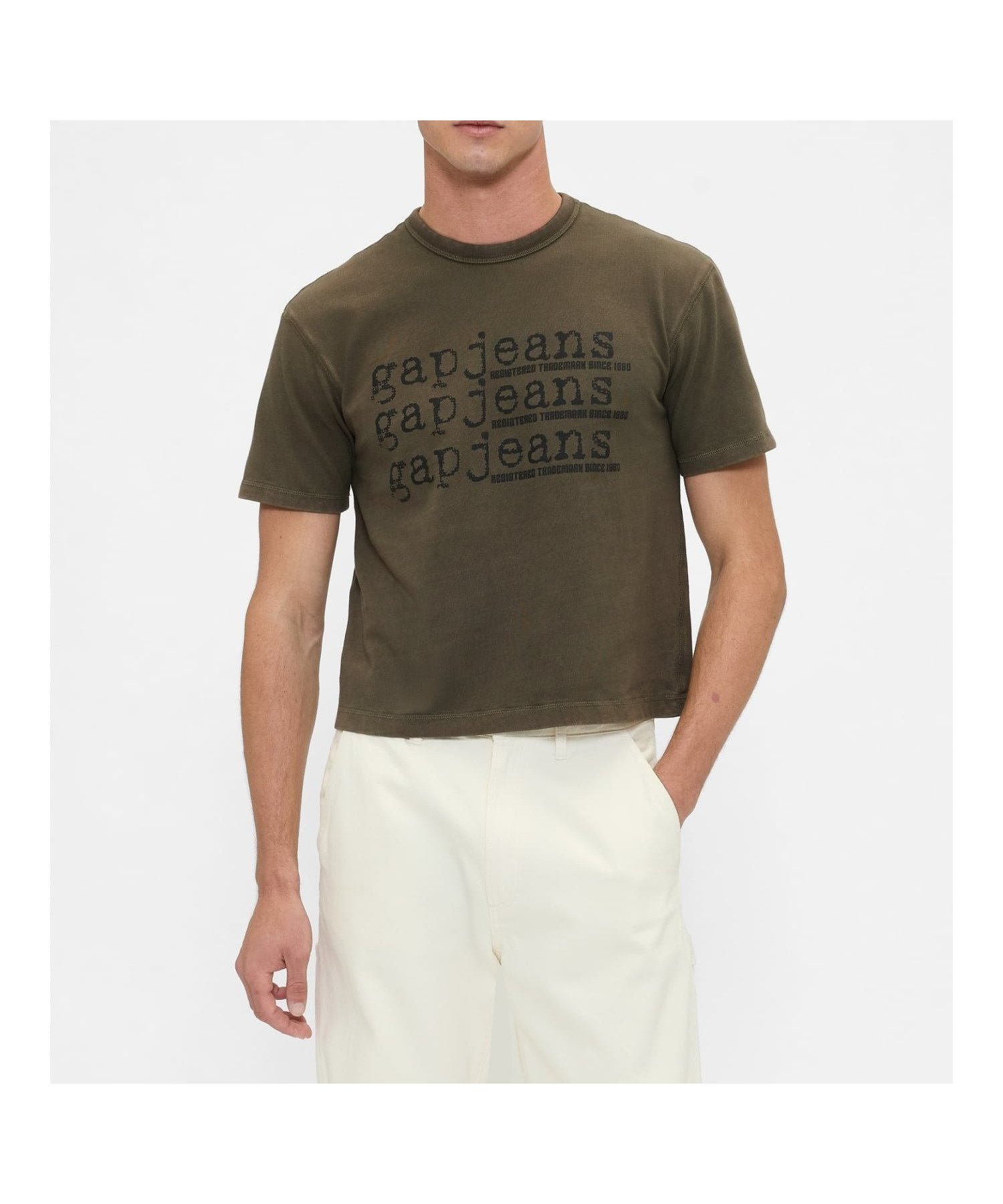 【ギャップ/GAP】のヘビーウェイト デニム GAPロゴ クロップドTシャツ 人気、トレンドファッション・服の通販 founy(ファニー) 　ファッション　Fashion　レディースファッション　Fashion for Women　トップス・カットソー　Cut & Sew Tops　シャツ・ブラウス・オフィスカジュアル　Elegant Blouses & Button-Ups　ロングTシャツ・Tシャツ　Longline T-Shirts & Tees　おすすめ　Recommended / Our Picks　クロップド　Cropped, Short Length　グラフィック　Graphic, Graphic Design　ショート　Short, Short Length　ストレート　Straight, Straight Cut　デニム　Denim, Jeans Material　フィット　Fit, Slim Fit　フロント　Front, Front Design　リラックス　Relax, Relaxed Fit　半袖　Short Sleeve, Half Sleeve　 other-1|ID: prp329100004772853 ipo3291000000034718401