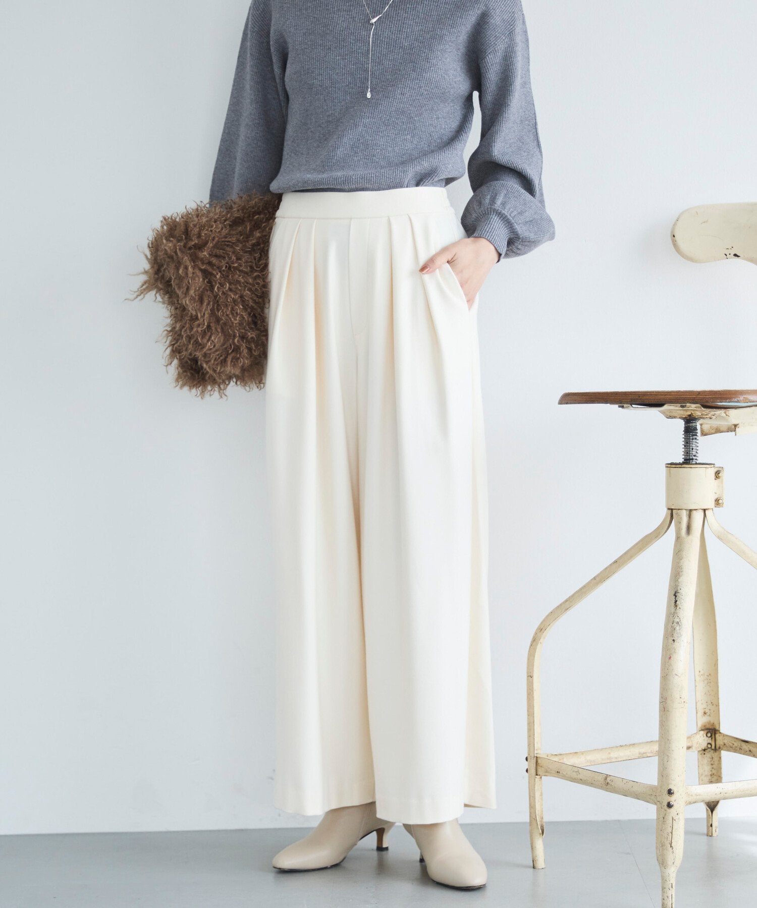 【ドゥ アルシーヴ/Doux archives】の両面起毛タックワイドパンツ 人気、トレンドファッション・服の通販 founy(ファニー) 　ファッション　Fashion　レディースファッション　Fashion for Women　パンツ　Pants & Trousers　人気　Popular, Best Seller　ワイド　Wide, Wide Fit　冬　Winter / This Winter　 other-1|ID: prp329100004773197 ipo3291000000034586622