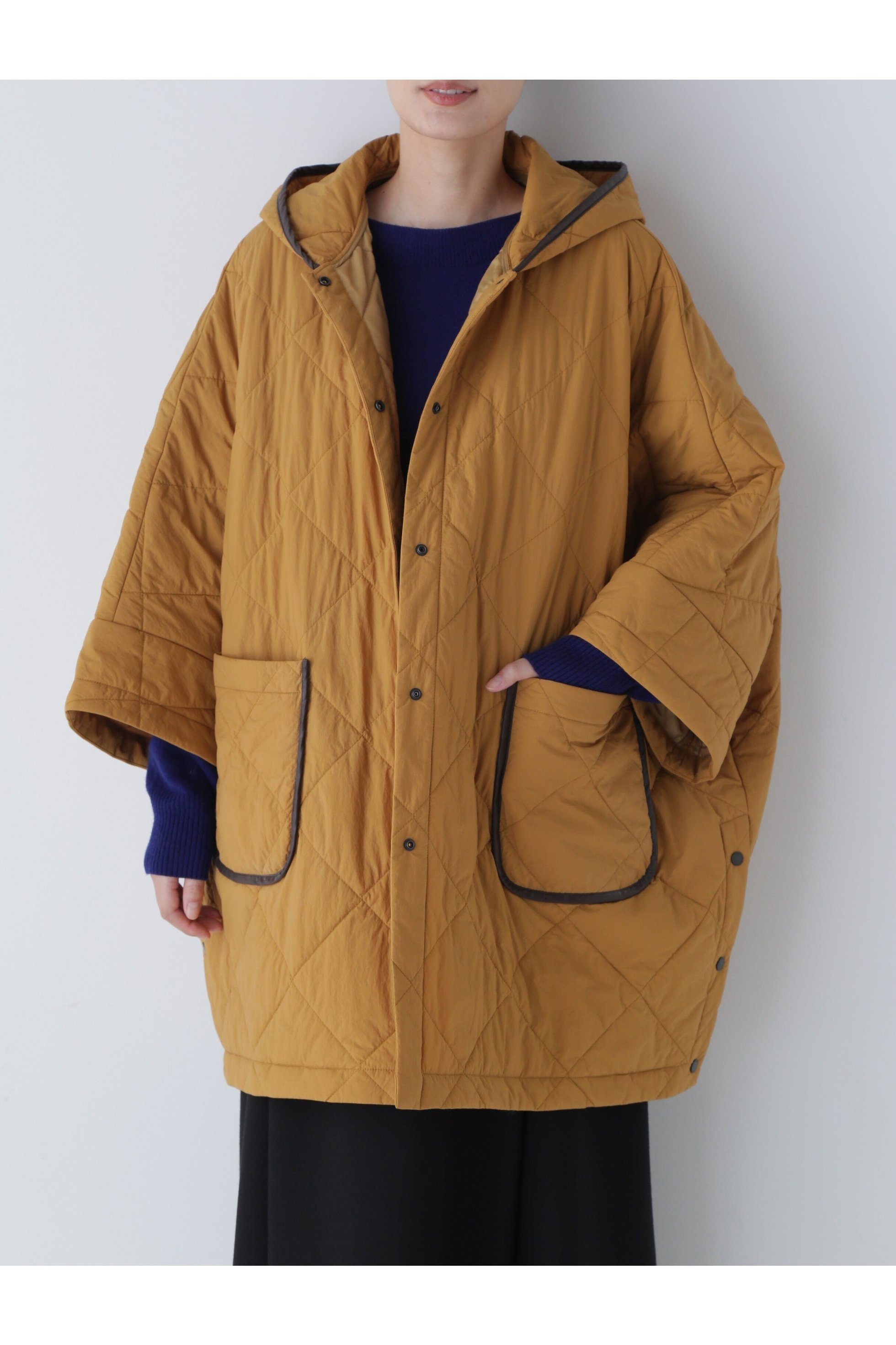 【ヒューマンウーマン/HUMAN WOMAN】のナイロンタフタポンチョ 人気、トレンドファッション・服の通販 founy(ファニー) ファッション Fashion レディースファッション Fashion for Women アウター Coat / Outerwear Collection ポンチョ・ケープコート Ponchos & Capes おすすめ Recommended / Our Picks スタンダード Standard, Basic パイピング Piping, Trim Design フェイクレザー Faux Leather, PU Leather フロント Front, Front Design ポケット Pocket, Pocket Detail ポンチョ Poncho, Cape Style エレガント 上品 Elegant 軽量 Lightweight, Ultra Light other-1|ID: prp329100004773203 ipo3291000000034586722