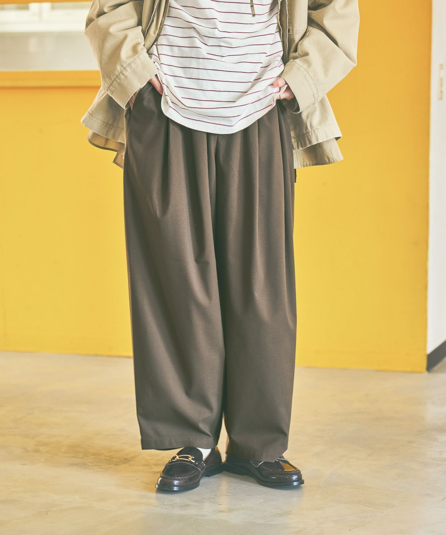 【スタディオ クリップ/studio CLIP】の《days》タックトラウザーパンツ プチ・プラスサイズあり インテリア・キッズ・メンズ・レディースファッション・服の通販 founy(ファニー) 　ファッション　Fashion　レディースファッション　Fashion for Women　パンツ　Pants & Trousers　おすすめ　Recommended / Our Picks　カットソー　Cut and Sewn Top　シンプル　Simple, Minimal　スウェット / スエット　Sweatshirt, Sweatwear　スラックス　Slacks, Dress Pants　トレンド　Trend, Trending Now　フロント　Front, Front Design　ボトム　Bottoms, Lower Wear　マニッシュ　Mannish, Boyish　エレガント 上品　Elegant　ブラウン50|ID: prp329100004773209 ipo3291000000034586836