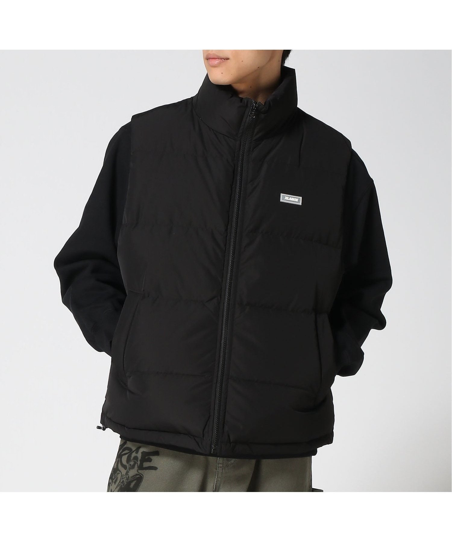 【エクストララージ/XLARGE】のDOWN VEST インテリア・キッズ・メンズ・レディースファッション・服の通販 founy(ファニー) 　ファッション　Fashion　レディースファッション　Fashion for Women　アウター　Coat / Outerwear Collection　トップス・カットソー　Cut & Sew Tops　ベスト&ジレ / 重ね着スタイル　Vests & Gilets　ダウン　Down, Puffer　ドローコード　Drawcord, Drawstring Cord　パッチ　Patch, Appliqué　ベスト　Vest, Waistcoat　ベーシック　Basic, Essential　ラバー　Rubber, Rubber Sole　BLACK|ID: prp329100004773211 ipo3291000000034586903