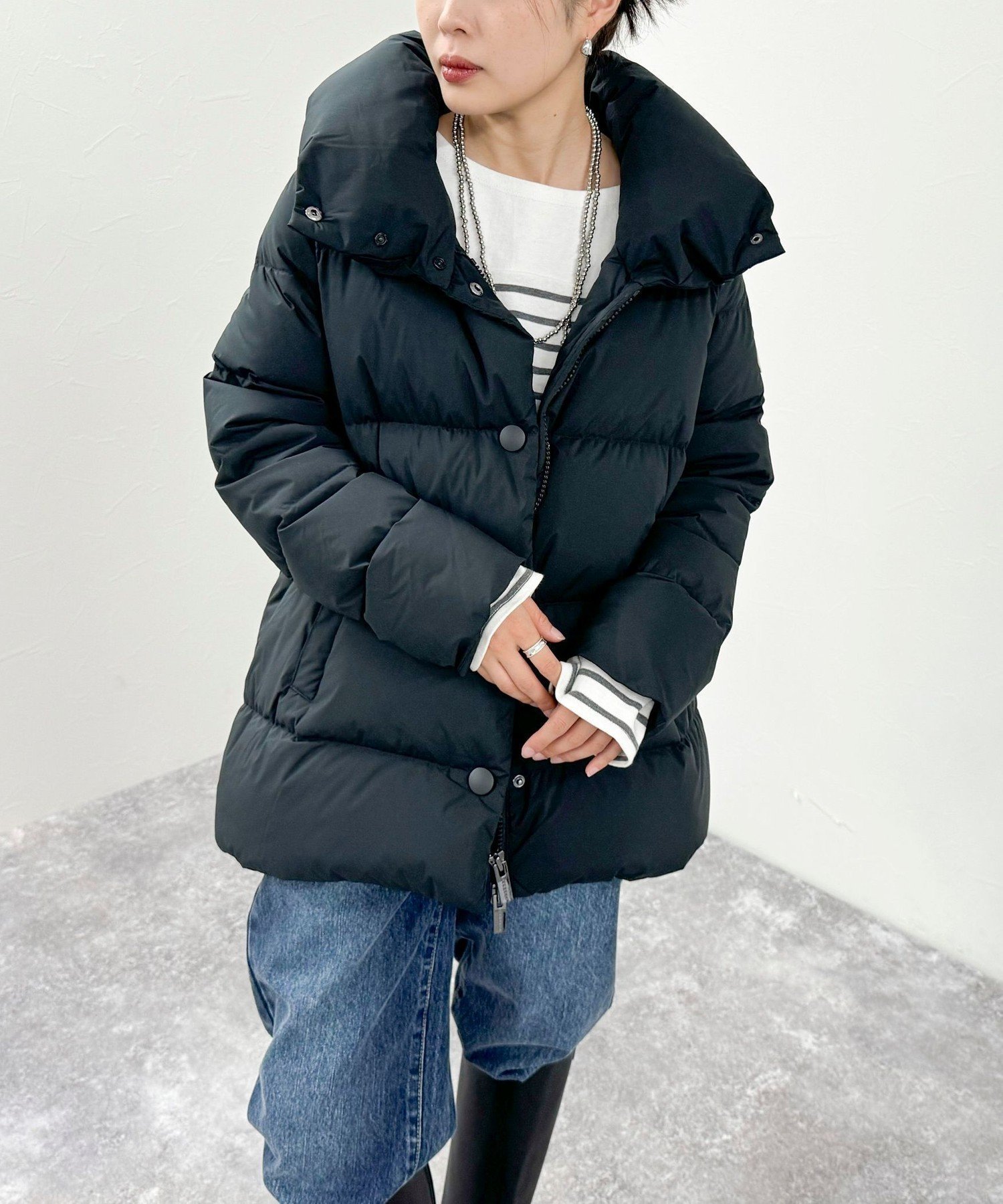 【フレディ&グロスター/FREDY&GLOSTER】の【PYRENEX/ピレネックス】ELAURA2 HWU036 インテリア・キッズ・メンズ・レディースファッション・服の通販 founy(ファニー) 　ファッション　Fashion　レディースファッション　Fashion for Women　ジャケット　Jacket, Outerwear　スラックス　Slacks, Dress Pants　ダウン　Down, Puffer　デニム　Denim, Jeans Material　ドット　Polka Dot, Dot Pattern　ドロップ　Drop Shoulder, Dropped Style　フランス　France, French　フロント　Front, Front Design　プレミアム　Premium, High-End　防寒　Cold Protection, Winter-Ready　マフラー　Scarf, Muffler　ミドル　Middle Length, Mid Height　ラウンド　Round, Round Neck　リラックス　Relax, Relaxed Fit　おすすめ　Recommended / Our Picks　エレガント 上品　Elegant　2025年　2025　2025-2026秋冬・A/W　Autumn/Winter 2025–26 AW25–26　ブラック|ID: prp329100004773295 ipo3291000000034588541