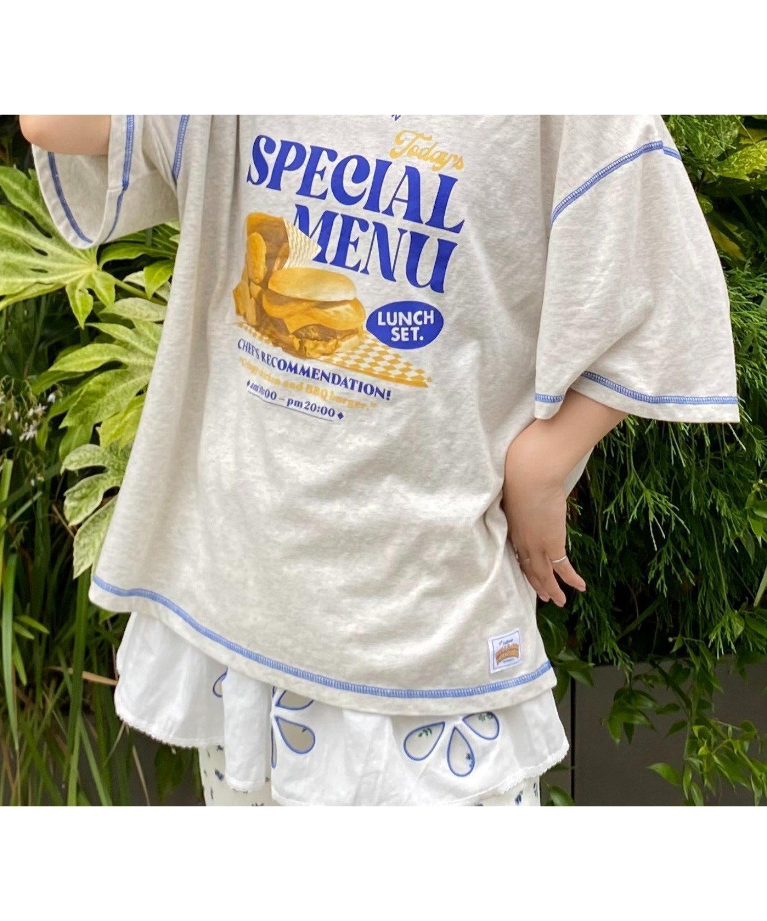【チャオパニックティピー/CIAOPANIC TYPY】のH.S配色ステッチカフェメニューTEE インテリア・キッズ・メンズ・レディースファッション・服の通販 founy(ファニー) ファッション Fashion レディースファッション Fashion for Women グラフィック Graphic, Graphic Design ジャケット Jacket, Outerwear スーツ Suit, Formalwear デニム Denim, Jeans Material トレンド Trend, Trending Now バランス Balance, Style Balance パッチ Patch, Appliqué プリント Print, Printed Pattern おすすめ Recommended / Our Picks ライトグレー|ID: prp329100004773349 ipo3291000000034974289