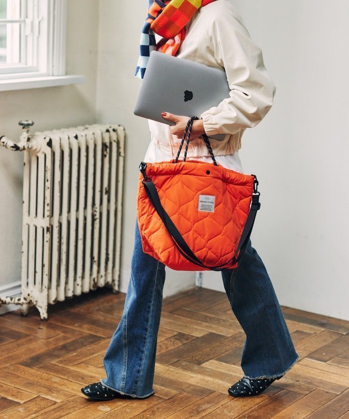 【フリークスストア/FREAK'S STORE】の別注 PADDED DAY TOTE BAG パデット デイトート バッグ 撥水 25AW インテリア・キッズ・メンズ・レディースファッション・服の通販 founy(ファニー) 　ファッション　Fashion　レディースファッション　Fashion for Women　バッグ　Bags　オレンジ　Orange　キルティング　Quilted, Quilting　クッション　Cushion, Throw Pillow　ショルダー　Shoulder, Shoulder Strap　スペシャル　Special, Limited Edition　ダブル　Double, Double-Breasted　ポケット　Pocket, Pocket Detail　別注　Limited Edition, Custom Order　レオパード　Leopard, Animal Print　2025年　2025　2025-2026秋冬・A/W　Autumn/Winter 2025–26 AW25–26　オレンジ|ID: prp329100004773369 ipo3291000000034590641