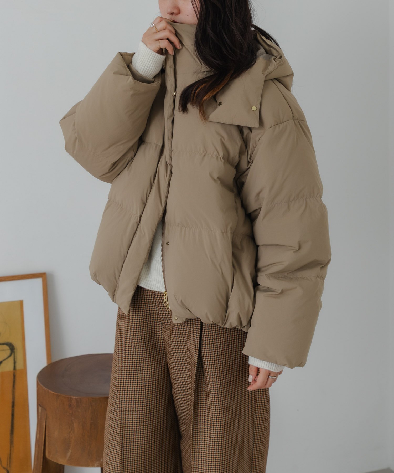 【アーバンリサーチ/URBAN RESEARCH】の2WAYフーデットダウンコート インテリア・キッズ・メンズ・レディースファッション・服の通販 founy(ファニー) 　ファッション　Fashion　レディースファッション　Fashion for Women　アウター　Coat / Outerwear Collection　コート・ロングコート・ピーコート　Long Coats, Peacoats & More　ダウンジャケット・軽量ダウン　Warm & Lightweight Down Jackets　2025年　2025　2025-2026秋冬・A/W　Autumn/Winter 2025–26 AW25–26　冬　Winter / This Winter　おすすめ　Recommended / Our Picks　スラックス　Slacks, Dress Pants　ダウン　Down, Puffer　デニム　Denim, Jeans Material　ドローコード　Drawcord, Drawstring Cord　バランス　Balance, Style Balance　エレガント 上品　Elegant　A/W・秋冬　Autumn/Winter　ベージュ|ID: prp329100004773390 ipo3291000000034997502