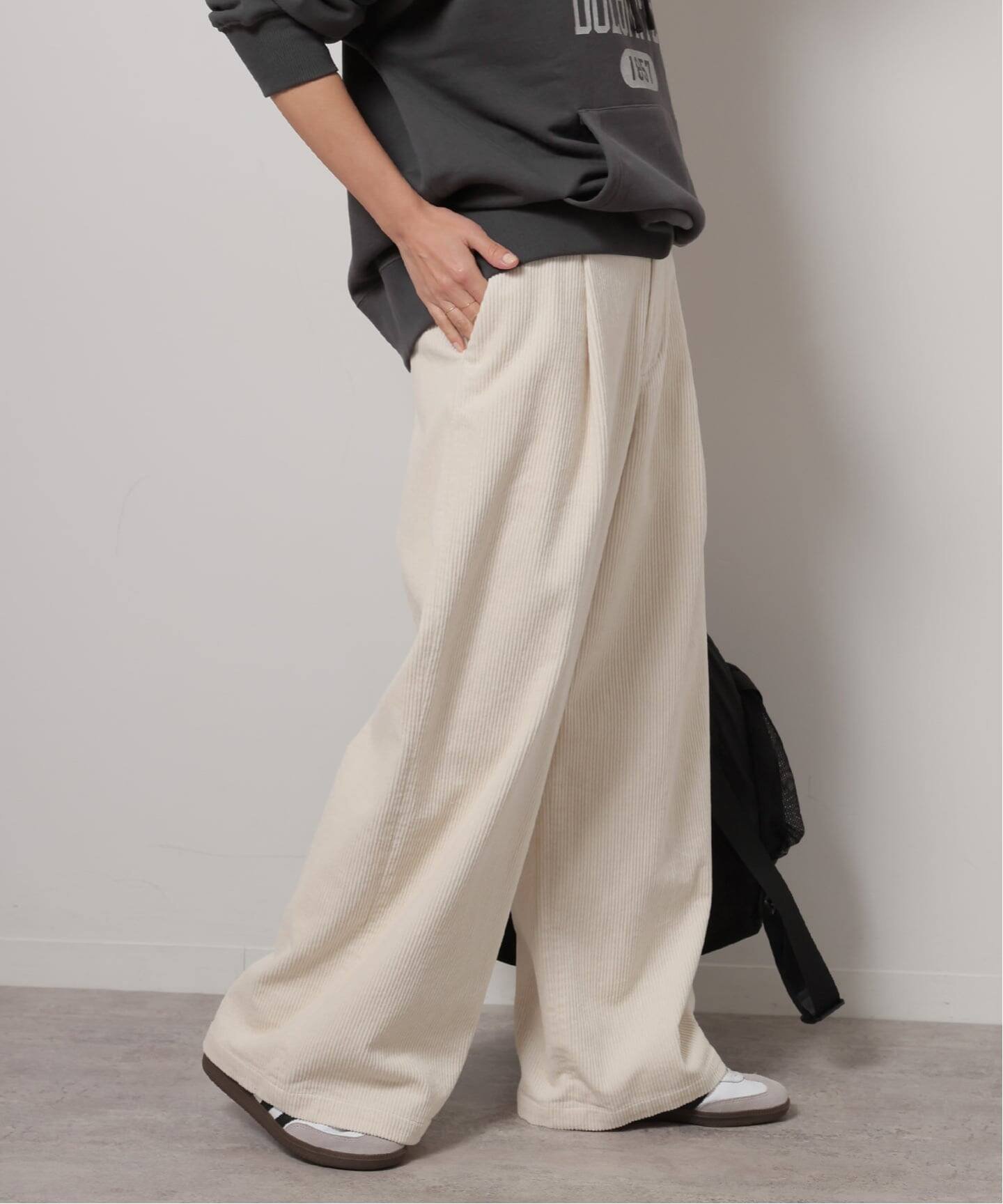 【ジャーナルスタンダード レリューム/JOURNAL STANDARD relume】の《追加2》ウォッシャブルコーデュロイタックワイドパンツ インテリア・キッズ・メンズ・レディースファッション・服の通販 founy(ファニー) ファッション Fashion レディースファッション Fashion for Women パンツ Pants & Trousers 2025年 2025 2025-2026秋冬・A/W Autumn/Winter 2025–26 AW25–26 コーデュロイ Corduroy, Cord Fabric トレンド Trend, Trending Now リラックス Relax, Relaxed Fit 人気 Popular, Best Seller ホワイト|ID: prp329100004773821 ipo3291000000034820081