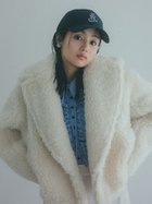 【スナイデル/SNIDEL】のボアショートコート【カンヘウォン着用】 人気、トレンドファッション・服の通販 founy(ファニー) ファッション Fashion レディースファッション Fashion for Women アウター Coat / Outerwear Collection コート・ロングコート・ピーコート Long Coats, Peacoats & More ウェーブ Wavy Pattern 軽量 Lightweight, Ultra Light ショルダー Shoulder, Shoulder Strap ショート Short, Short Length スマート Smart, Elegant デニム Denim, Jeans Material ドロップ Drop Shoulder, Dropped Style フェイクファー Faux Fur, Imitation Fur ポケット Pocket, Pocket Detail マーメイド Mermaid, Fishtail Silhouette リュクス Luxury, Elegant, High-End, Chic おすすめ Recommended / Our Picks thumbnail IVR[003]|ID: prp329100004774865 ipo3291000000034719155