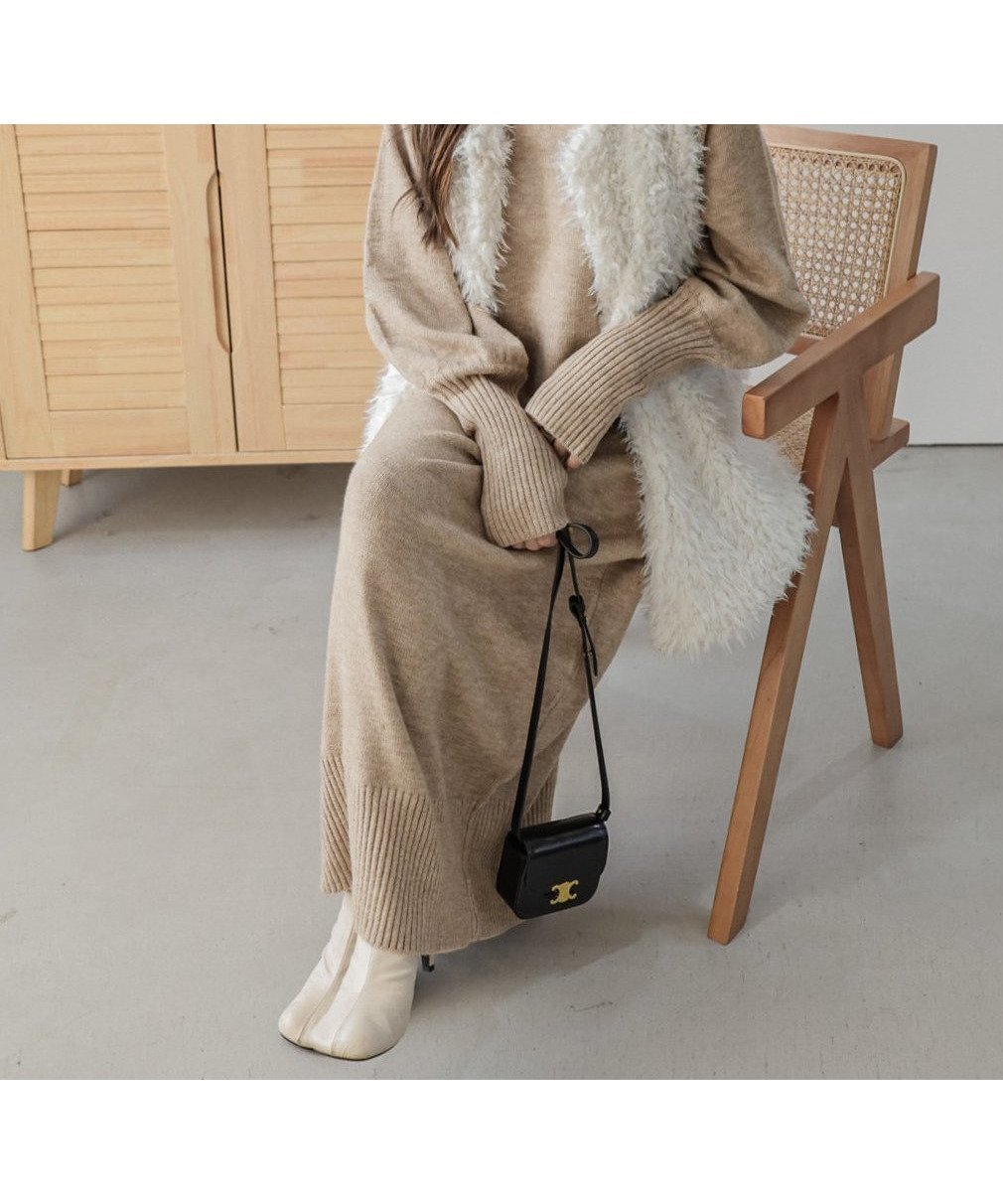 【ラジュール/Lajour】のハイネックニットワンピース インテリア・キッズ・メンズ・レディースファッション・服の通販 founy(ファニー) ファッション Fashion レディースファッション Fashion for Women ワンピース Dresses ニットワンピース Knit Dresses ショルダー Shoulder, Shoulder Strap シンプル Simple, Minimal ベージュ|ID: prp329100004774902 ipo3291000000034609841