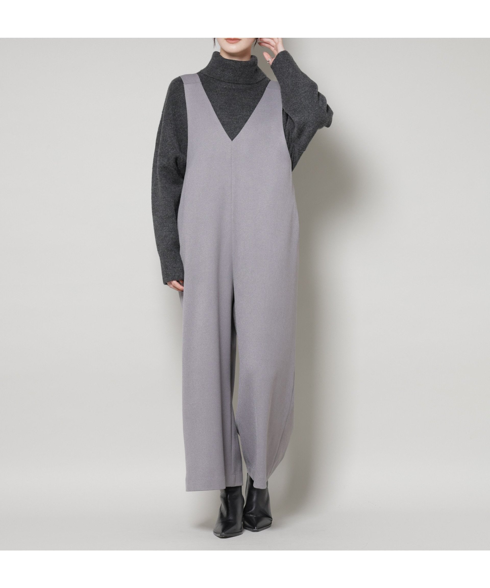 【ナノ ユニバース/nano universe】のVネックオールインワン インテリア・キッズ・メンズ・レディースファッション・服の通販 founy(ファニー) 　ファッション　Fashion　レディースファッション　Fashion for Women　トップス・カットソー　Cut & Sew Tops　Vネックトップス　V-Neck Tops / V-Cut Neckline Shirts　ワンピース　Dresses　オールインワン・ワンピース　Dresses and Jumpsuits　インナー　Innerwear　カーディガン　Cardigan, Knitwear　ジャケット　Jacket, Outerwear　リブニット　Rib Knit, Ribbed Knit　リラックス　Relax, Relaxed Fit　ロング　Long, Long-Length　ワイド　Wide, Wide Fit　アウトレット　Outlet / Clearance　おすすめ　Recommended / Our Picks　2025年　2025　2025-2026秋冬・A/W　Autumn/Winter 2025–26 AW25–26　グレー|ID: prp329100004774921 ipo3291000000034610068