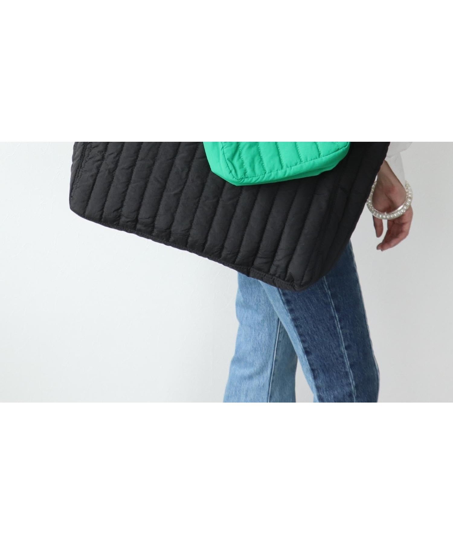 【スリーフォータイム/Three Four Time】のThree Four Time/BIGキルト親子BAG インテリア・キッズ・メンズ・レディースファッション・服の通販 founy(ファニー) ファッション Fashion レディースファッション Fashion for Women バッグ Bags キルティング Quilted, Quilting キルト Quilt, Quilted Fabric コンビ Combo, Combination Style スマート Smart, Elegant 財布 Wallet, Purse ポケット Pocket, Pocket Detail ポーチ Pouch, Small Case おすすめ Recommended / Our Picks ブラック|ID: prp329100004774964 ipo3291000000034610667