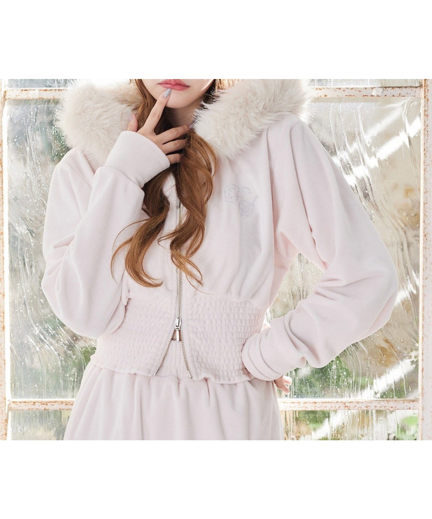 【ナイスクラップ/NICE CLAUP】の【セットアップ可能】フェイクファーパーカー インテリア・キッズ・メンズ・レディースファッション・服の通販 founy(ファニー) ファッション Fashion レディースファッション Fashion for Women トップス・カットソー Cut & Sew Tops レディースパーカー・カジュアルフーディー Casual Hoodies & Sweatshirts 2025年 2025 2025-2026秋冬・A/W Autumn/Winter 2025–26 AW25–26 冬 Winter / This Winter おすすめ Recommended / Our Picks シャーリング Shirring, Ruched ショート Short, Short Length スウェット / スエット Sweatshirt, Sweatwear セットアップ Set-Up, Coordinated Outfit パーカー Hoodie, Parka プリーツ Pleats, Pleated ベロア Velour, Soft Velvet ミニスカート Mini Skirt, Short Skirt ピンク|ID: prp329100004775206 ipo3291000000034905267