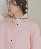 【アーバンリサーチ ドアーズ/URBAN RESEARCH DOORS】の衿ロゴ刺繍カラーシャツ PINK|ID: prp329100004775261 ipo3291000000034723723