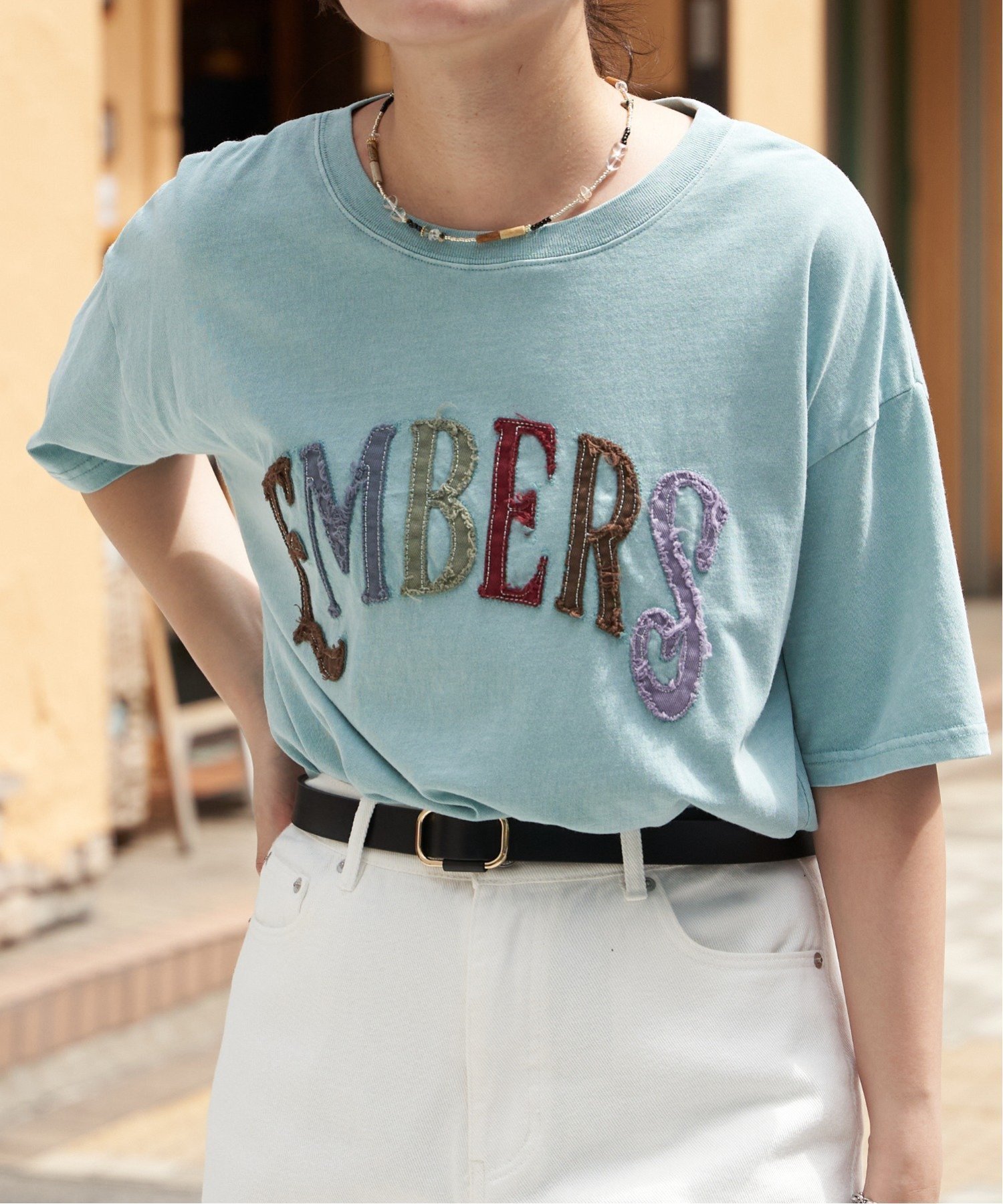 【ヴァンス エクスチェンジ/VENCE EXCHANGE】のカラフルロゴTシャツ インテリア・キッズ・メンズ・レディースファッション・服の通販 founy(ファニー) 　ファッション　Fashion　レディースファッション　Fashion for Women　トップス・カットソー　Cut & Sew Tops　シャツ・ブラウス・オフィスカジュアル　Elegant Blouses & Button-Ups　ロングTシャツ・Tシャツ　Longline T-Shirts & Tees　おすすめ　Recommended / Our Picks　カラフル　Colorful Design　デニム　Denim, Jeans Material　ライトブルー|ID: prp329100004775334 ipo3291000000034614773