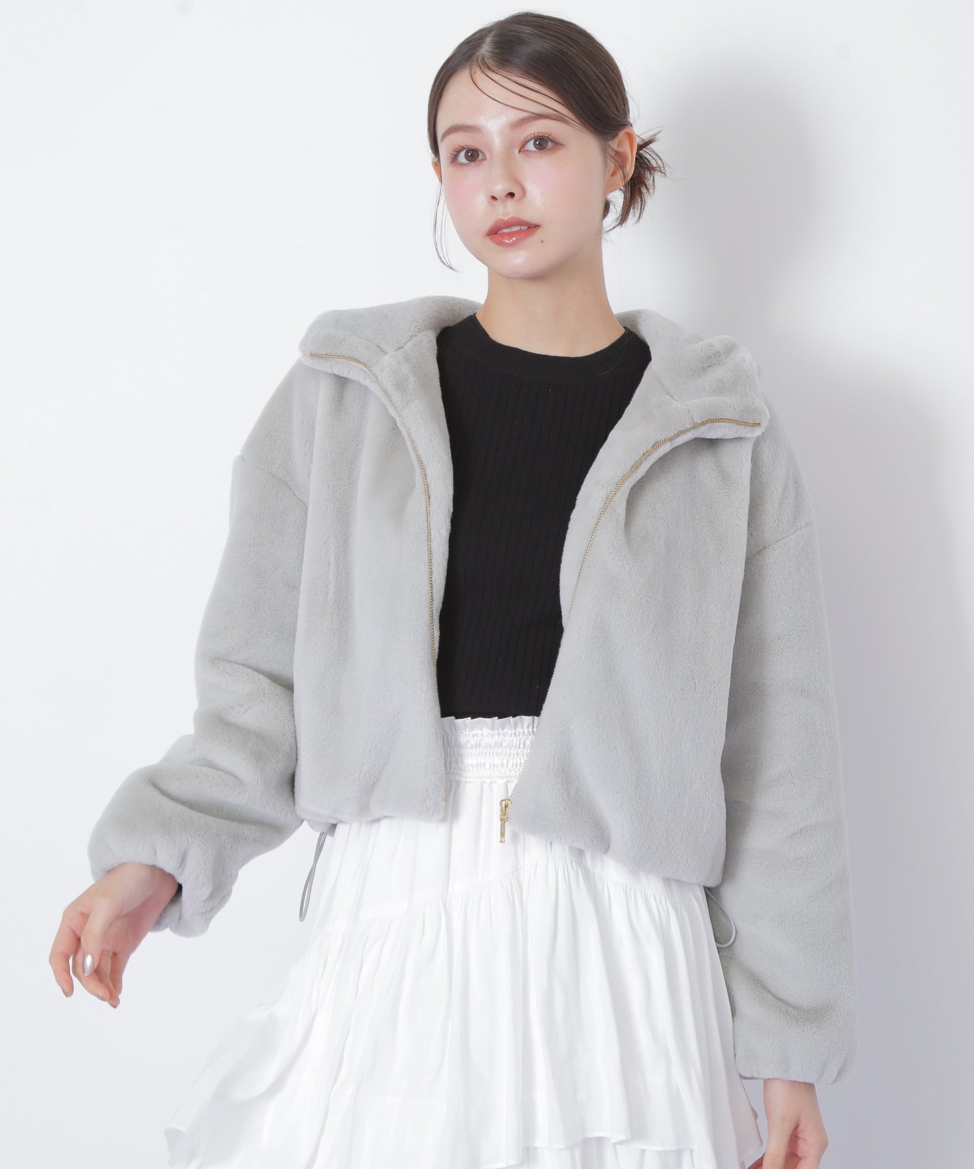 【ジルバイジルスチュアート/JILL by JILLSTUART】のフェイクファーフーディー インテリア・キッズ・メンズ・レディースファッション・服の通販 founy(ファニー) 　ファッション　Fashion　レディースファッション　Fashion for Women　スマート　Smart, Elegant　フェイクファー　Faux Fur, Imitation Fur　人気　Popular, Best Seller　ミントグレー|ID: prp329100004775770 ipo3291000000034620516