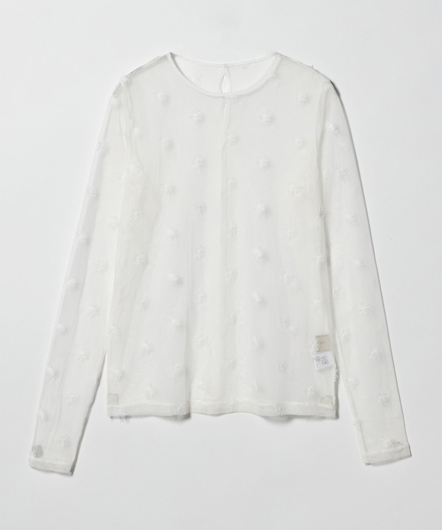 【ユナイテッドアローズ/UNITED ARROWS】のチュールフラワー カットソー -ウォッシャブル- インテリア・キッズ・メンズ・レディースファッション・服の通販 founy(ファニー) 　ファッション　Fashion　レディースファッション　Fashion for Women　トップス・カットソー　Cut & Sew Tops　カットソー・ベーシックTシャツ　Cut-and-Sewn Tops / Stretch Tees & Basics　インナー　Innerwear　ウォッシャブル　Machine Washable　カットソー　Cut and Sewn Top　コンパクト　Compact, Small Size　シンプル　Simple, Minimal　ジャケット　Jacket, Outerwear　センター　Center, Center Line　フィット　Fit, Slim Fit　別注　Limited Edition, Custom Order　おすすめ　Recommended / Our Picks　OFF WHITE|ID: prp329100004775890 ipo3291000000034621713