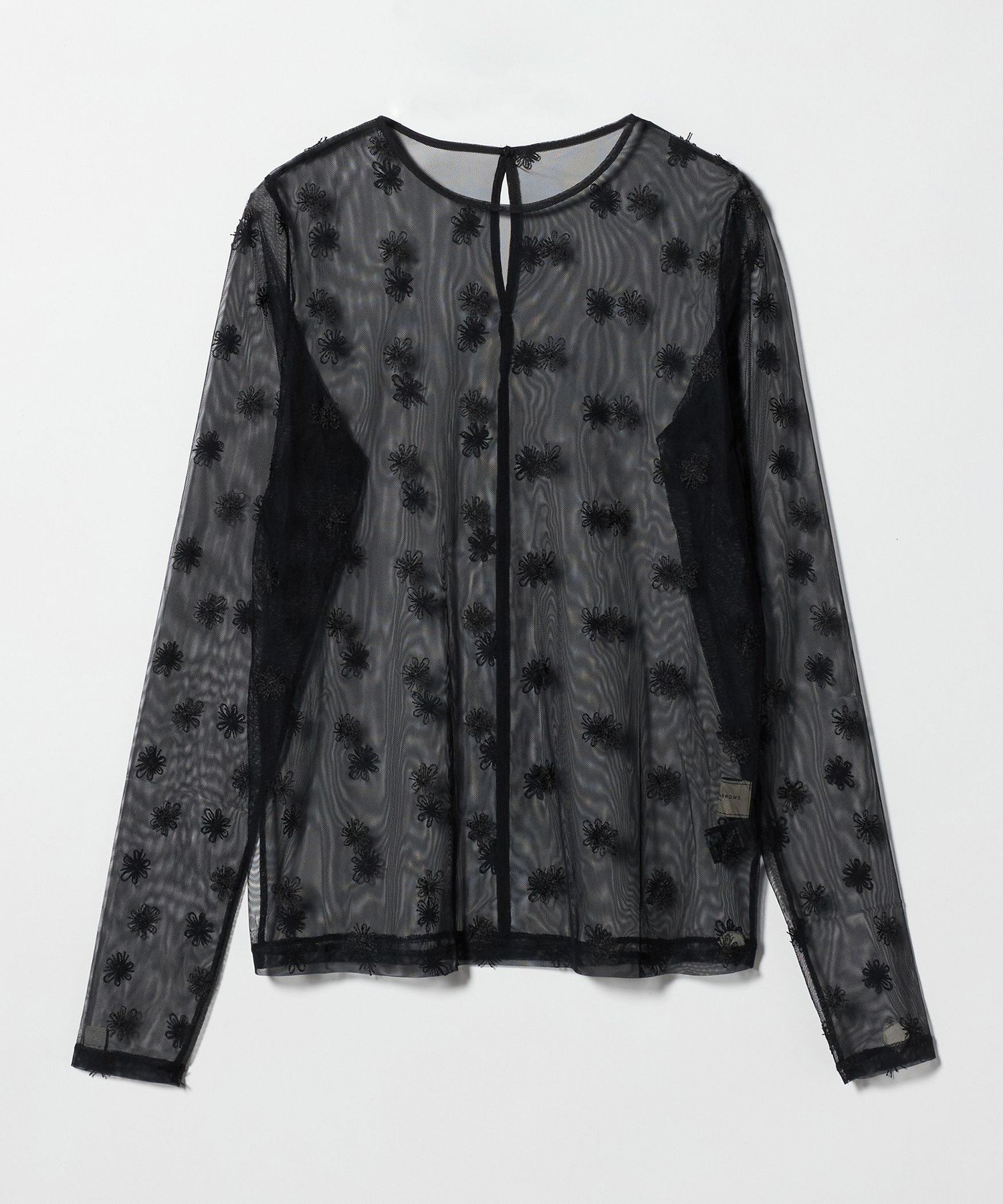 【ユナイテッドアローズ/UNITED ARROWS】のチュールフラワー カットソー -ウォッシャブル- インテリア・キッズ・メンズ・レディースファッション・服の通販 founy(ファニー) 　ファッション　Fashion　レディースファッション　Fashion for Women　トップス・カットソー　Cut & Sew Tops　カットソー・ベーシックTシャツ　Cut-and-Sewn Tops / Stretch Tees & Basics　インナー　Innerwear　ウォッシャブル　Machine Washable　カットソー　Cut and Sewn Top　コンパクト　Compact, Small Size　シンプル　Simple, Minimal　ジャケット　Jacket, Outerwear　センター　Center, Center Line　フィット　Fit, Slim Fit　別注　Limited Edition, Custom Order　おすすめ　Recommended / Our Picks　BLACK|ID: prp329100004775890 ipo3291000000034621714