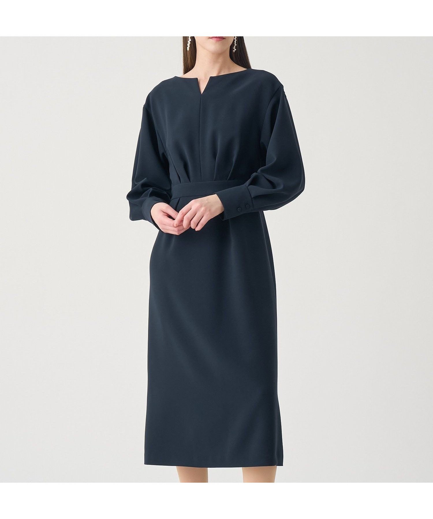 【アナイ/ANAYI】の【Eternal Line 2026】ストレッチクロスキーネック ワンピース インテリア・キッズ・メンズ・レディースファッション・服の通販 founy(ファニー) ファッション Fashion レディースファッション Fashion for Women ワンピース Dresses オケージョン Occasion Wear カッティング Cutting Detail コンパクト Compact, Small Size ストレッチ Stretch, Stretchy Fabric スマート Smart, Elegant ダブル Double, Double-Breasted デコルテ Décolleté, Neckline ドロップ Drop Shoulder, Dropped Style バランス Balance, Style Balance 再入荷 Restock / Back in Stock エレガント 上品 Elegant navy|ID: prp329100004775910 ipo3291000000034802028