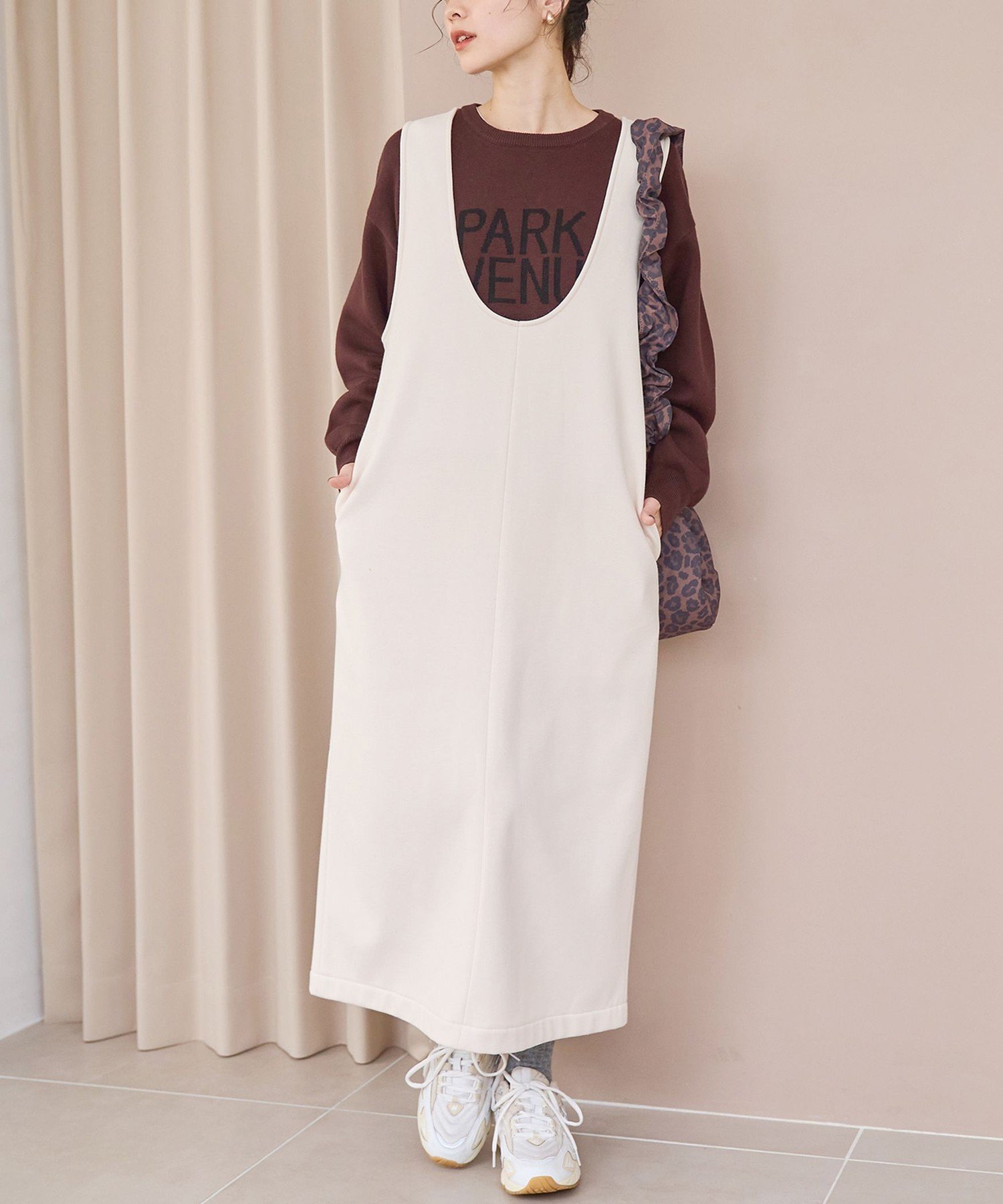 【コーエン/COEN】の【REVERSE WARM】あったかスウェット Uネックジャンスカ 人気、トレンドファッション・服の通販 founy(ファニー) 　ファッション　Fashion　レディースファッション　Fashion for Women　トップス・カットソー　Cut & Sew Tops　レディースパーカー・カジュアルフーディー　Casual Hoodies & Sweatshirts　スウェット・クルーネックトップス　Sweatshirts & Crewnecks / Relaxed Fit Sweat Tops　洗える　Machine Washable　カットソー　Cut and Sewn Top　スウェット / スエット　Sweatshirt, Sweatwear　スリット　Slit, Slit Detail　セットアップ　Set-Up, Coordinated Outfit　ツイル　Twist, Twisted Detail　ベロア　Velour, Soft Velvet　ポケット　Pocket, Pocket Detail　リラックス　Relax, Relaxed Fit　冬　Winter / This Winter　おすすめ　Recommended / Our Picks　 other-1|ID: prp329100004775912 ipo3291000000034872077