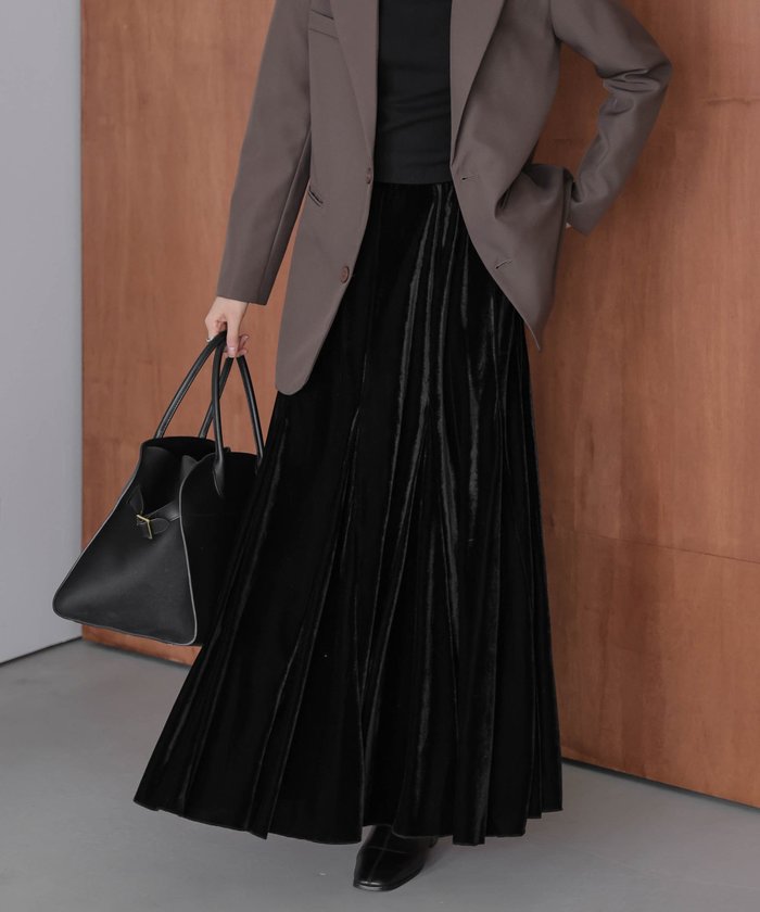 【ラジュール/Lajour】のタックプリーツベロアスカート インテリア・キッズ・メンズ・レディースファッション・服の通販 founy(ファニー) https://founy.com/ ファッション Fashion レディースファッション Fashion for Women スカート Skirts なめらか Smooth, Silky Texture シンプル Simple, Minimal ストレッチ Stretch, Stretchy Fabric トレンド Trend, Trending Now フレア Flare, Flared プリーツ Pleats, Pleated ベロア Velour, Soft Velvet ラグジュアリー Luxury, Elegant ロング Long, Long-Length エレガント 上品 Elegant 今季 This Season, Current Season A/W・秋冬 Autumn/Winter |ID: prp329100004775927 ipo3291000000034622009