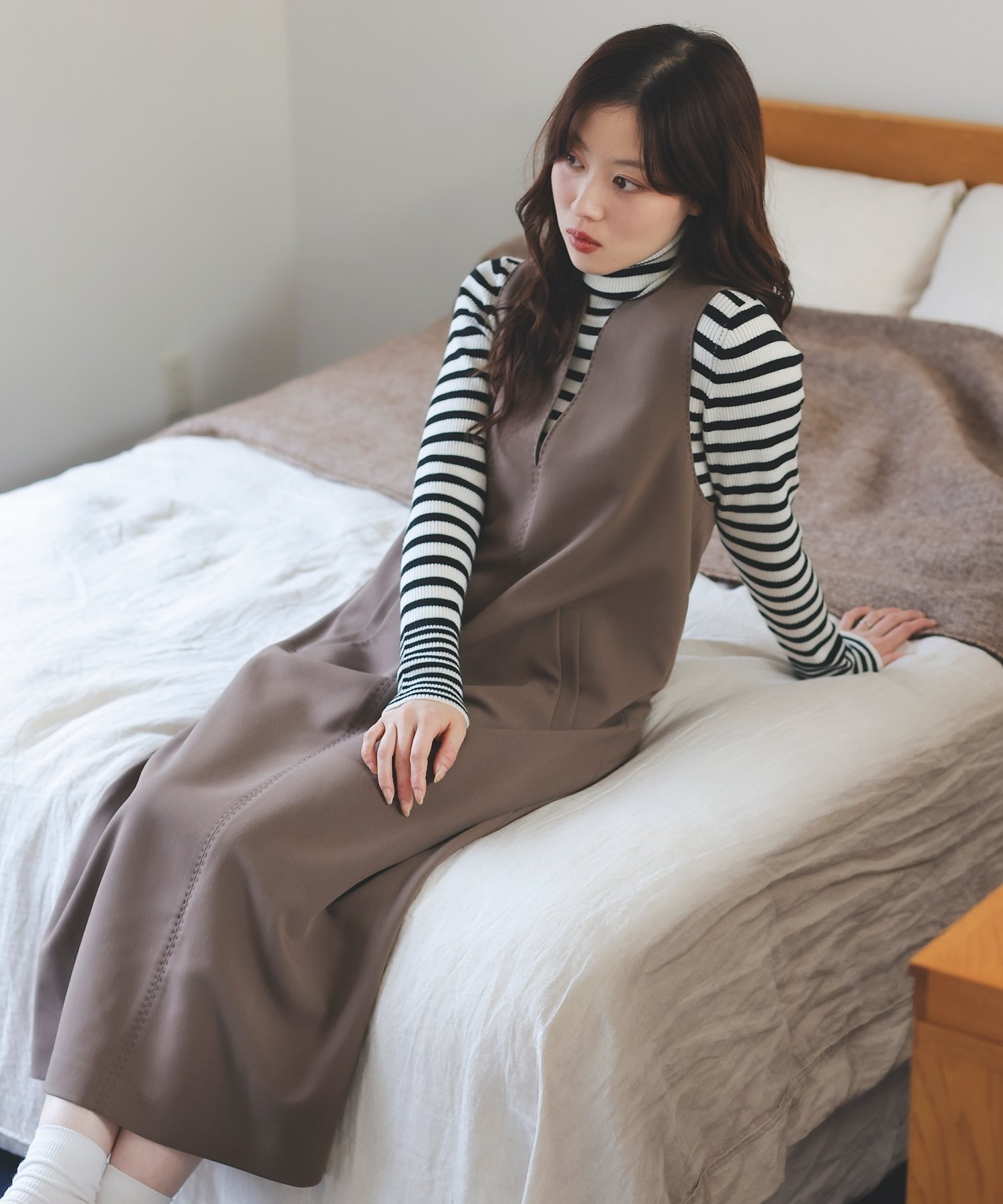 【ルクールブラン/le.coeur blanc】のVネックジャンパースカート 人気、トレンドファッション・服の通販 founy(ファニー) 　ファッション　Fashion　レディースファッション　Fashion for Women　スカート　Skirts　 other-1|ID: prp329100004775955 ipo3291000000034622169