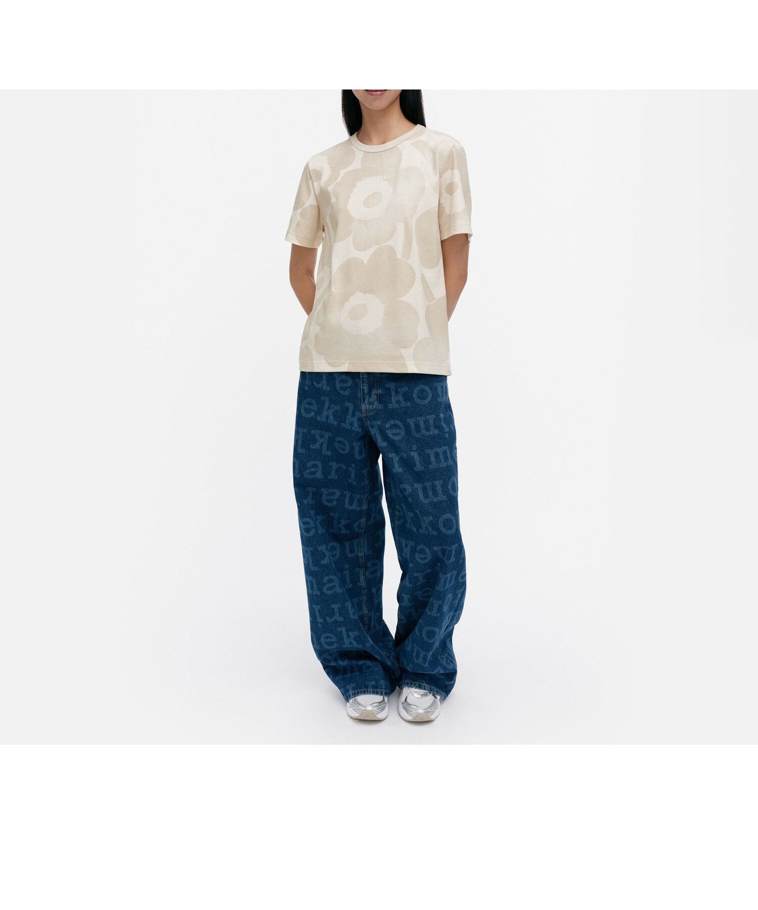 【マリメッコ/marimekko】のErna Akvarelli Unikko Tシャツ 人気、トレンドファッション・服の通販 founy(ファニー) 　ファッション　Fashion　レディースファッション　Fashion for Women　トップス・カットソー　Cut & Sew Tops　シャツ・ブラウス・オフィスカジュアル　Elegant Blouses & Button-Ups　ロングTシャツ・Tシャツ　Longline T-Shirts & Tees　パターン　Pattern, Design Print　プリント　Print, Printed Pattern　リラックス　Relax, Relaxed Fit　 other-1|ID: prp329100004776019 ipo3291000000034622869