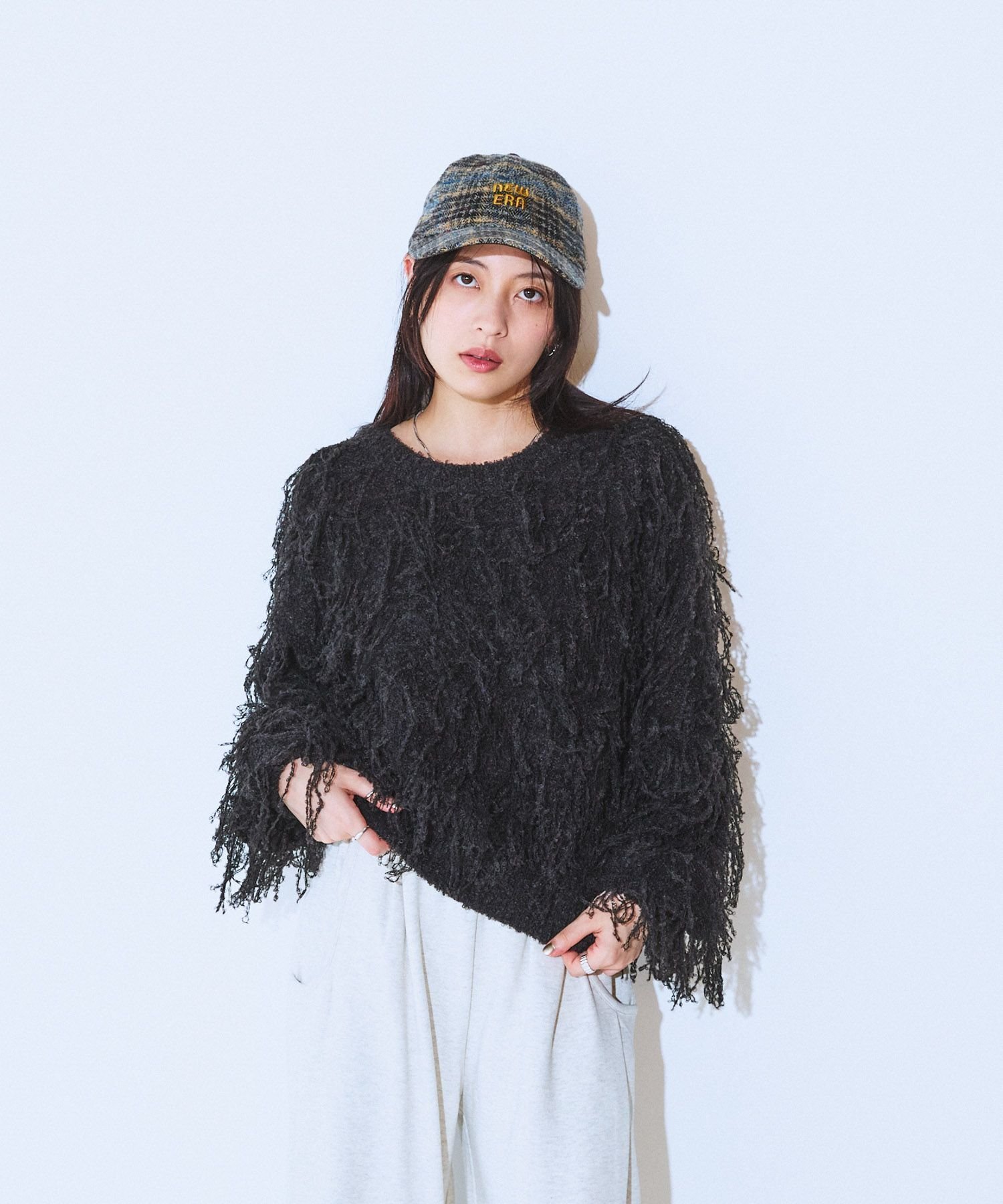 【ジーナシス/JEANASiS】のループフリンジショートプルオーバー インテリア・キッズ・メンズ・レディースファッション・服の通販 founy(ファニー) 　ファッション　Fashion　レディースファッション　Fashion for Women　トップス・カットソー　Cut & Sew Tops　カジュアルプルオーバー・ニットトップス　Pullovers & Knit Tops / Casual Pullovers　おすすめ　Recommended / Our Picks　デニム　Denim, Jeans Material　フェミニン　Feminine, Girly　フレア　Flare, Flared　ボトム　Bottoms, Lower Wear　ランダム　Random, Irregular　ループ　Loop, Loop Knit　ワイド　Wide, Wide Fit　冬　Winter / This Winter　A/W・秋冬　Autumn/Winter　ブラック|ID: prp329100004776025 ipo3291000000034622918