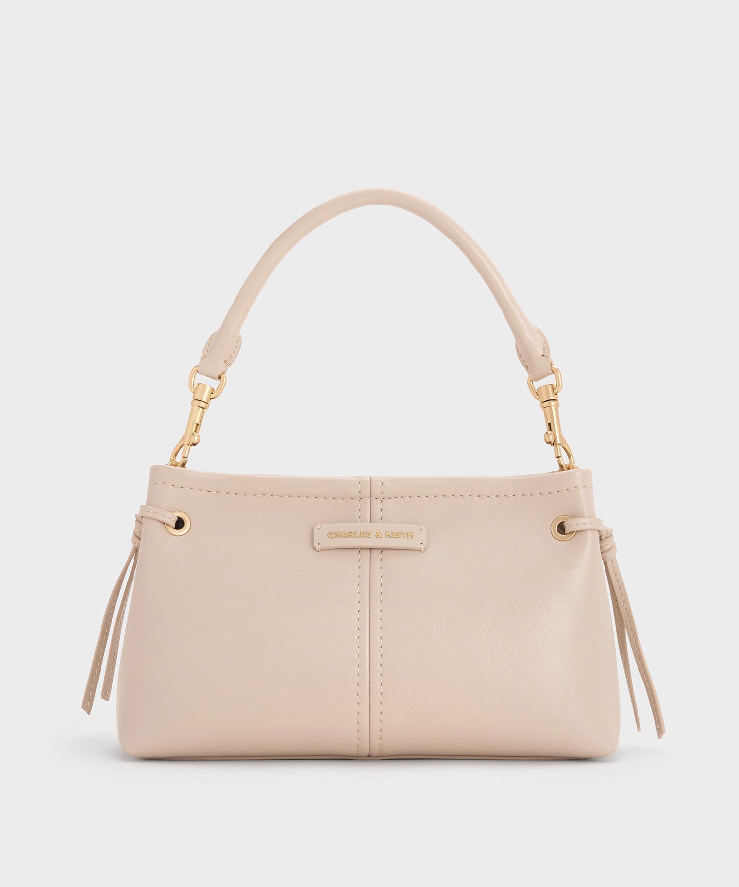 【チャールズ アンド キース/CHARLES & KEITH】のNoane ノアン クリンクルエフェクトドロウストリングトップハンドルバッグ インテリア・キッズ・メンズ・レディースファッション・服の通販 founy(ファニー) 　ファッション　Fashion　レディースファッション　Fashion for Women　バッグ　Bags　コンパクト　Compact, Small Size　スマート　Smart, Elegant　タッセル　Tassel, Fringe　リップ　Lip, Lip Motif　旅行　Travel　財布　Wallet, Purse　軽量　Lightweight, Ultra Light　Oat|ID: prp329100004776036 ipo3291000000034623056