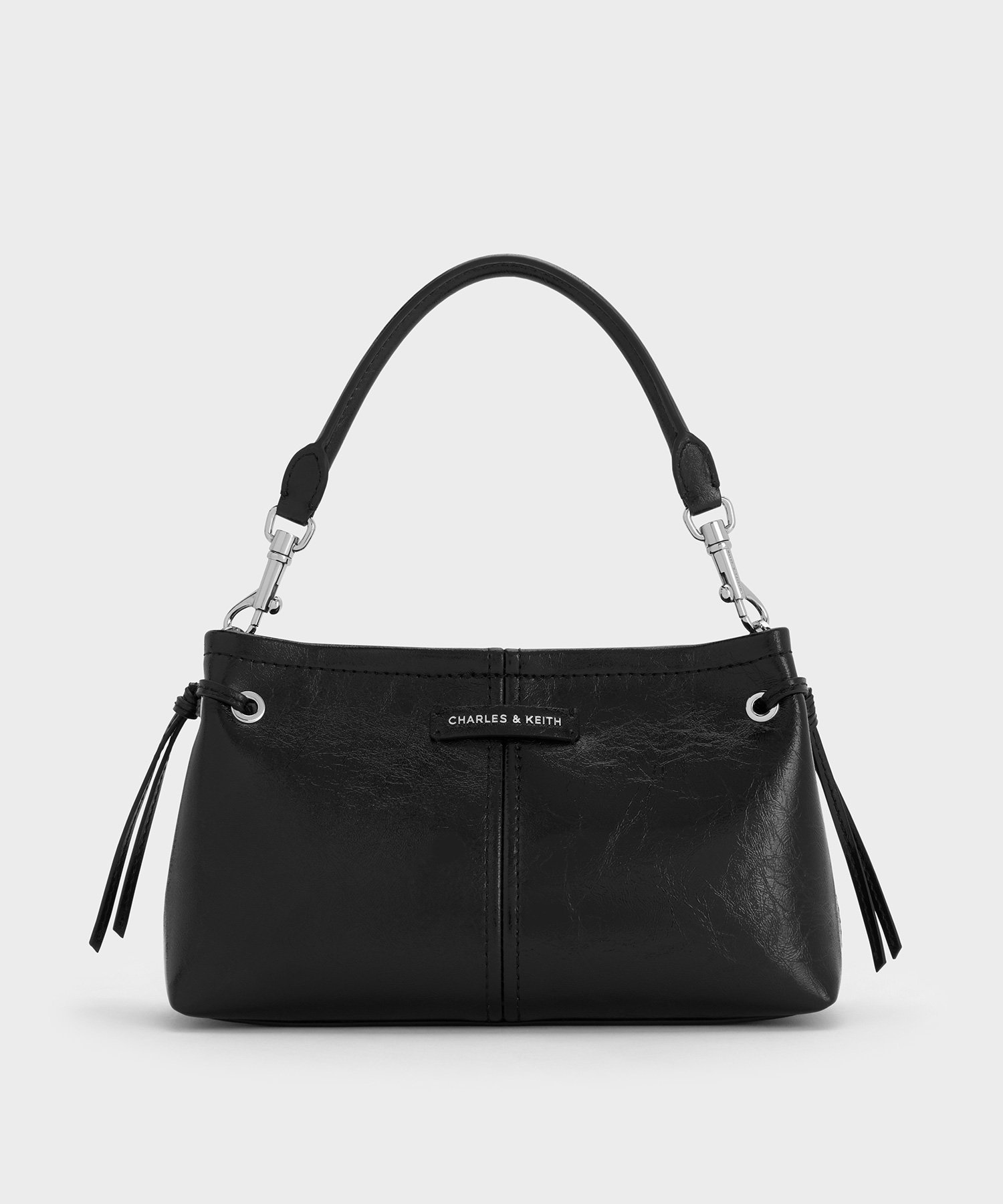 【チャールズ アンド キース/CHARLES & KEITH】のNoane ノアン クリンクルエフェクトドロウストリングトップハンドルバッグ インテリア・キッズ・メンズ・レディースファッション・服の通販 founy(ファニー) 　ファッション　Fashion　レディースファッション　Fashion for Women　バッグ　Bags　コンパクト　Compact, Small Size　スマート　Smart, Elegant　タッセル　Tassel, Fringe　リップ　Lip, Lip Motif　旅行　Travel　財布　Wallet, Purse　軽量　Lightweight, Ultra Light　Noir|ID: prp329100004776036 ipo3291000000034623057