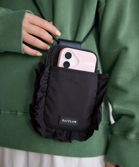 【ベイフロー/BAYFLOW】のフリルライトミニショルダー 人気、トレンドファッション・服の通販 founy(ファニー) ファッション Fashion レディースファッション Fashion for Women ショルダー Shoulder, Shoulder Strap スマホ Smartphone, Mobile Device フリル Frill, Ruffle ポケット Pocket, Pocket Detail 人気 Popular, Best Seller 軽量 Lightweight, Ultra Light |ID:prp329100004776044