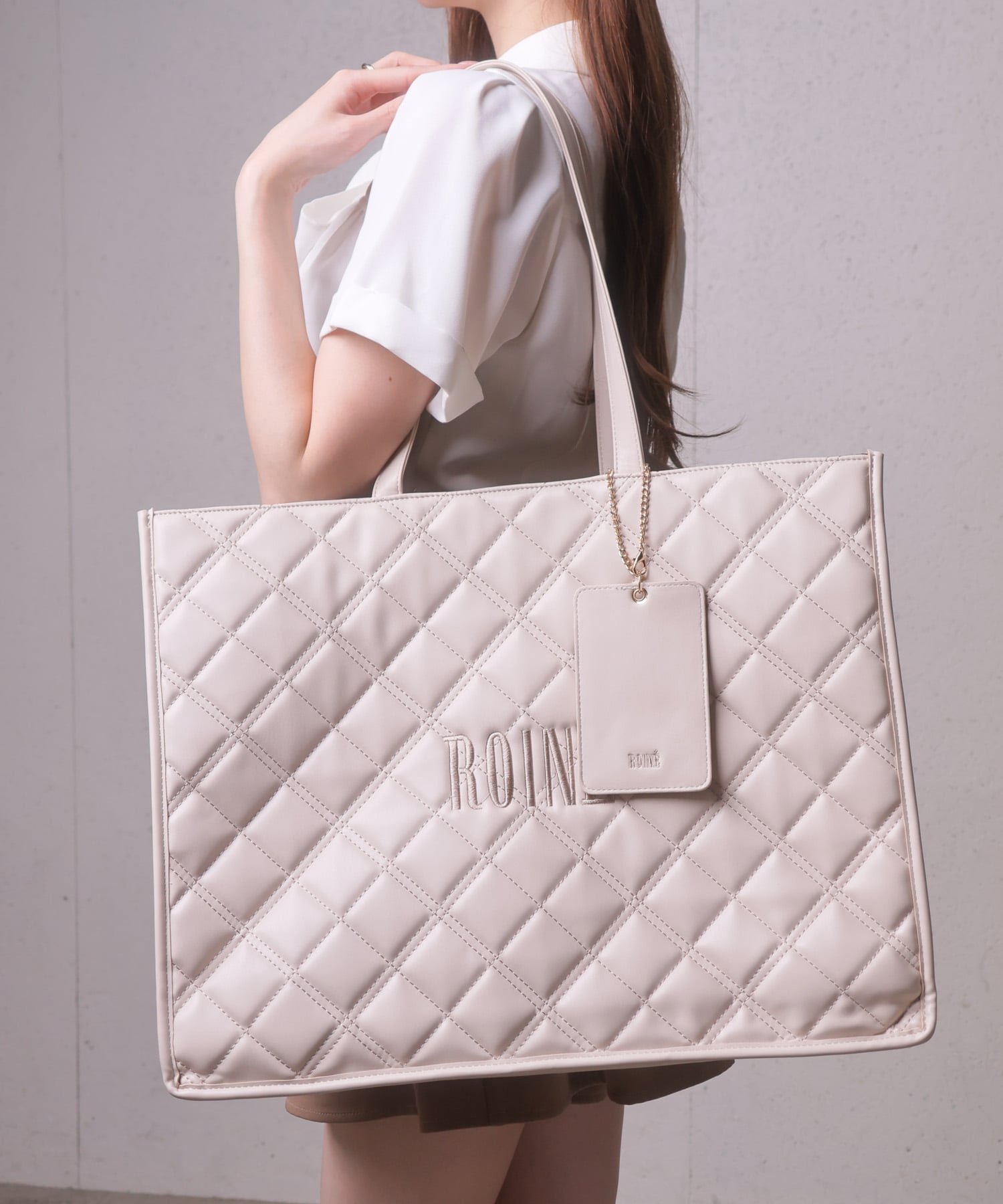 【リップサービス/LIP SERVICE】のLIP SERVICE/キルティングトートバッグ 人気、トレンドファッション・服の通販 founy(ファニー) 　ファッション　Fashion　レディースファッション　Fashion for Women　バッグ　Bags　スーツケース キャリーケース　Suitcase / Carry Case　ビジネス 仕事 通勤　Business / Work / Commuting　 other-1|ID: prp329100004776051 ipo3291000000034623258