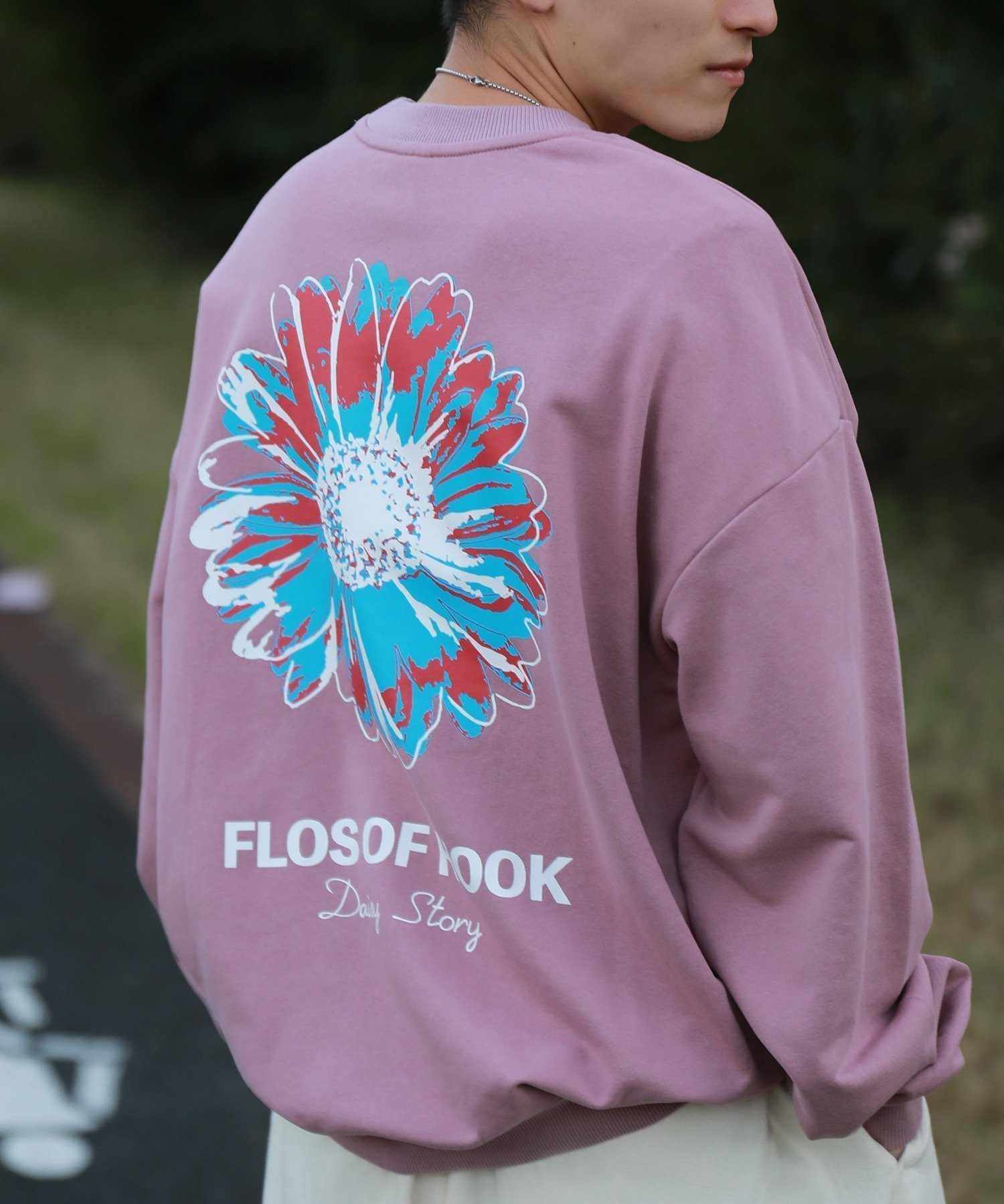 【アイモハ/aimoha】のHOOK -original- ポップマーガレットバックプリントスウェット インテリア・キッズ・メンズ・レディースファッション・服の通販 founy(ファニー) ファッション Fashion レディースファッション Fashion for Women トップス・カットソー Cut & Sew Tops レディースパーカー・カジュアルフーディー Casual Hoodies & Sweatshirts スウェット・クルーネックトップス Sweatshirts & Crewnecks / Relaxed Fit Sweat Tops バッグ Bags キャップ Cap, Baseball Cap ジャケット Jacket, Outerwear スキニー Skinny, Slim Fit スタイリッシュ Stylish, Fashionable スニーカー Sneakers, Trainers スポーツ Sports, Activewear ダウン Down, Puffer チェック Check, Plaid, Tartan デニム Denim, Jeans Material トレンド Trend, Trending Now トートバッグ Tote Bag, Large Shoulder Bag 人気 Popular, Best Seller プリント Print, Printed Pattern メンズ Men's, Menswear モチーフ Motif, Design Theme リラックス Relax, Relaxed Fit ルーズ Loose, Oversized ロング Long, Long-Length ワイド Wide, Wide Fit おすすめ Recommended / Our Picks パープル|ID: prp329100004776164 ipo3291000000034624204