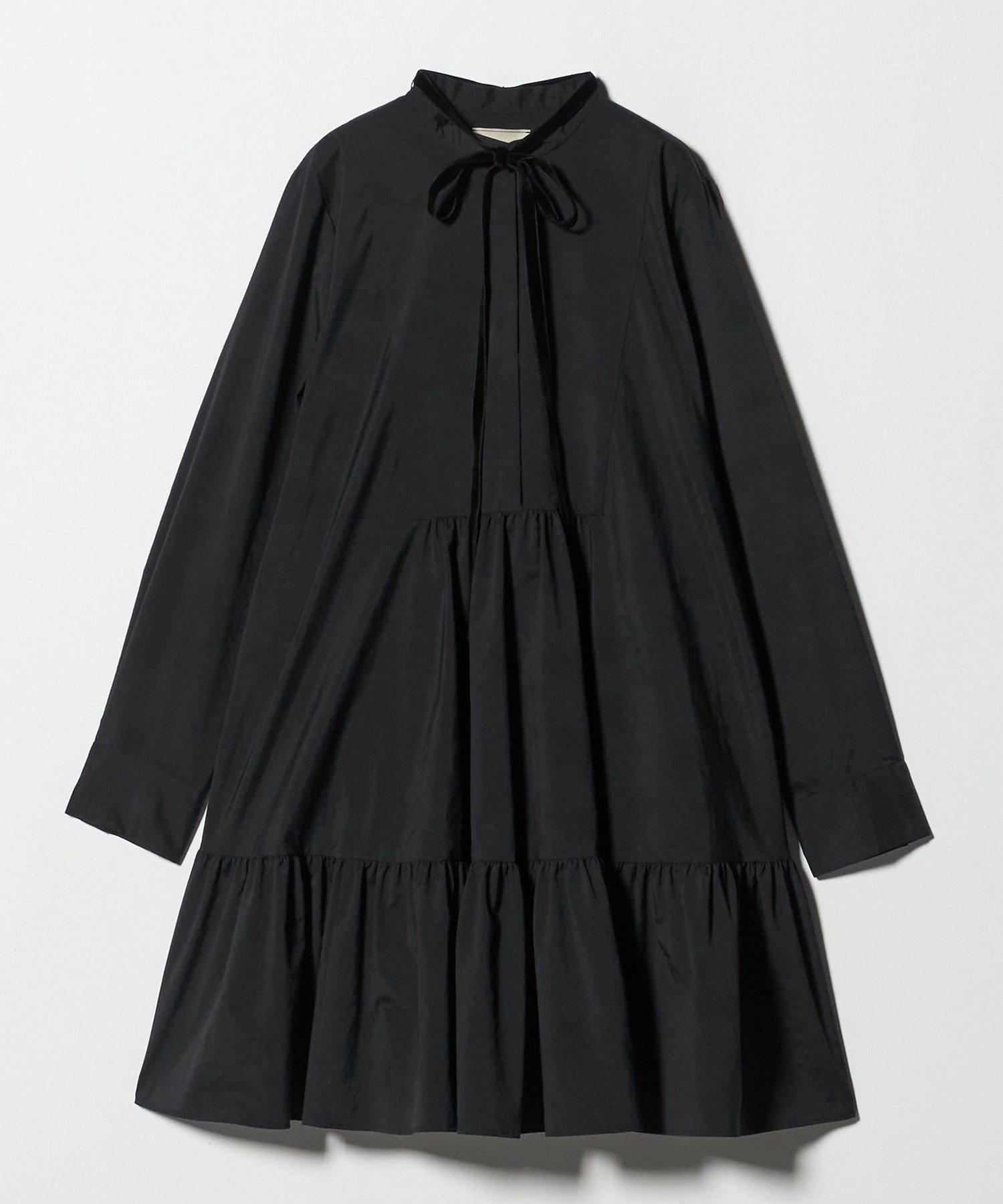 【ユナイテッドアローズ/UNITED ARROWS】のタフタ ギャザー ティアードワンピース -ウォッシャブル- インテリア・キッズ・メンズ・レディースファッション・服の通販 founy(ファニー) 　ファッション　Fashion　レディースファッション　Fashion for Women　ワンピース　Dresses　ウォッシャブル　Machine Washable　ギャザー　Gathered, Ruffled　クラシカル　Classical, Vintage-Inspired　軽量　Lightweight, Ultra Light　シューズ　Shoes, Footwear　ジャケット　Jacket, Outerwear　タイツ　Tights, Legwear　タフタ　Taffeta, Structured Fabric　ティアードワンピース　Tiered Dress, Flared Dress　フェミニン　Feminine, Girly　フラット　Flat, Flat Shoes　フロント　Front, Front Design　ベルベット　Velvet, Velvety　リボン　Ribbon, Bow　ロング　Long, Long-Length　おすすめ　Recommended / Our Picks　BLACK|ID: prp329100004777078 ipo3291000000034633944