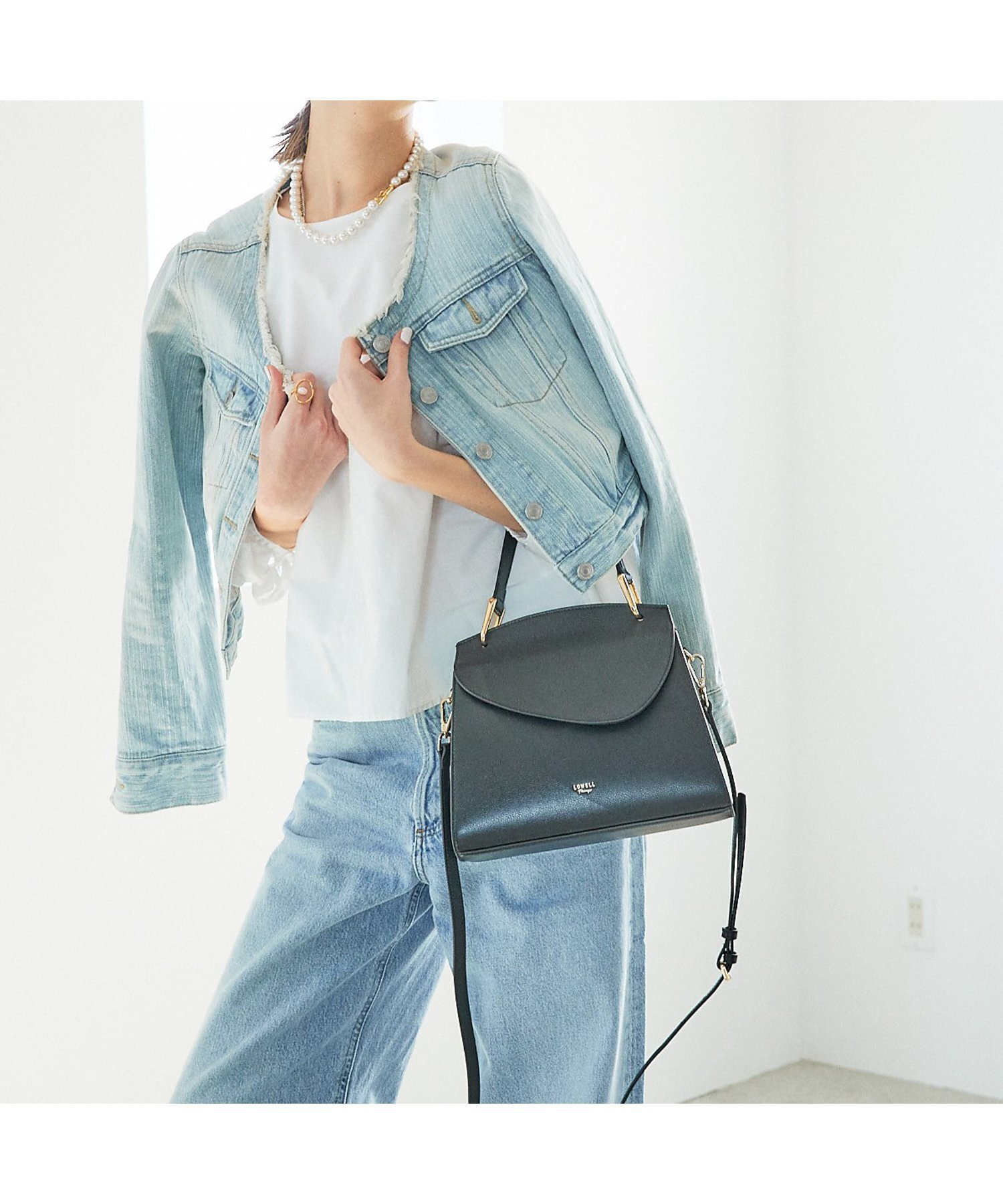 【ロウェル シングス/LOWELL Things】のArc/レザーワンハンドル2wayショルダーバッグ インテリア・キッズ・メンズ・レディースファッション・服の通販 founy(ファニー) 　ファッション　Fashion　レディースファッション　Fashion for Women　バッグ　Bags　エレガント 上品　Elegant　コンパクト　Compact, Small Size　ショルダー　Shoulder, Shoulder Strap　スマート　Smart, Elegant　フラップ　Flap, Flap Pocket　プリント　Print, Printed Pattern　ポケット　Pocket, Pocket Detail　モダン　Modern, Contemporary　財布　Wallet, Purse　ブラック|ID: prp329100004777100 ipo3291000000034634238