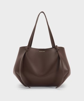 【チャールズ アンド キース/CHARLES & KEITH】のCalla カルラ ラージトートバッグ 人気、トレンドファッション・服の通販 founy(ファニー) ファッション Fashion レディースファッション Fashion for Women バッグ Bags フォルム Silhouette, Form マグネット Magnet, Magnetic Closure ビジネス 仕事 通勤 Business / Work / Commuting |ID:prp329100004777106