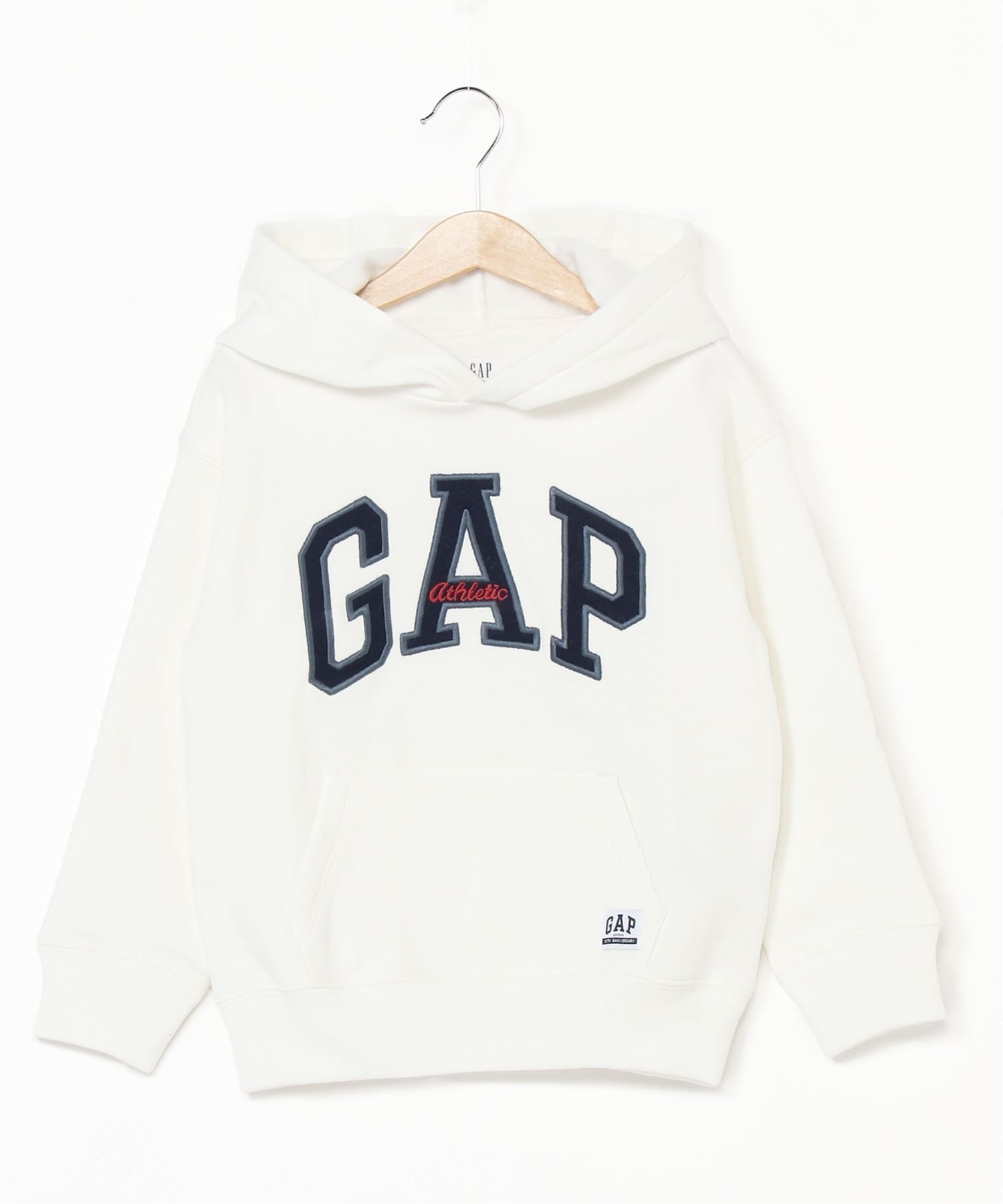 【ギャップ/GAP / KIDS】のリラックスフィット GAPロゴパーカー (キッズ) インテリア・キッズ・メンズ・レディースファッション・服の通販 founy(ファニー) 　ファッション　Fashion　キッズファッション　Fashion for Kids　ショルダー　Shoulder, Shoulder Strap　ストレート　Straight, Straight Cut　ドロップ　Drop Shoulder, Dropped Style　パーカー　Hoodie, Parka　フィット　Fit, Slim Fit　フロント　Front, Front Design　ポケット　Pocket, Pocket Detail　リラックス　Relax, Relaxed Fit　長袖　Long Sleeve, Full Sleeve　NEW_OFF_WHITE|ID: prp329100004777155 ipo3291000000034635859