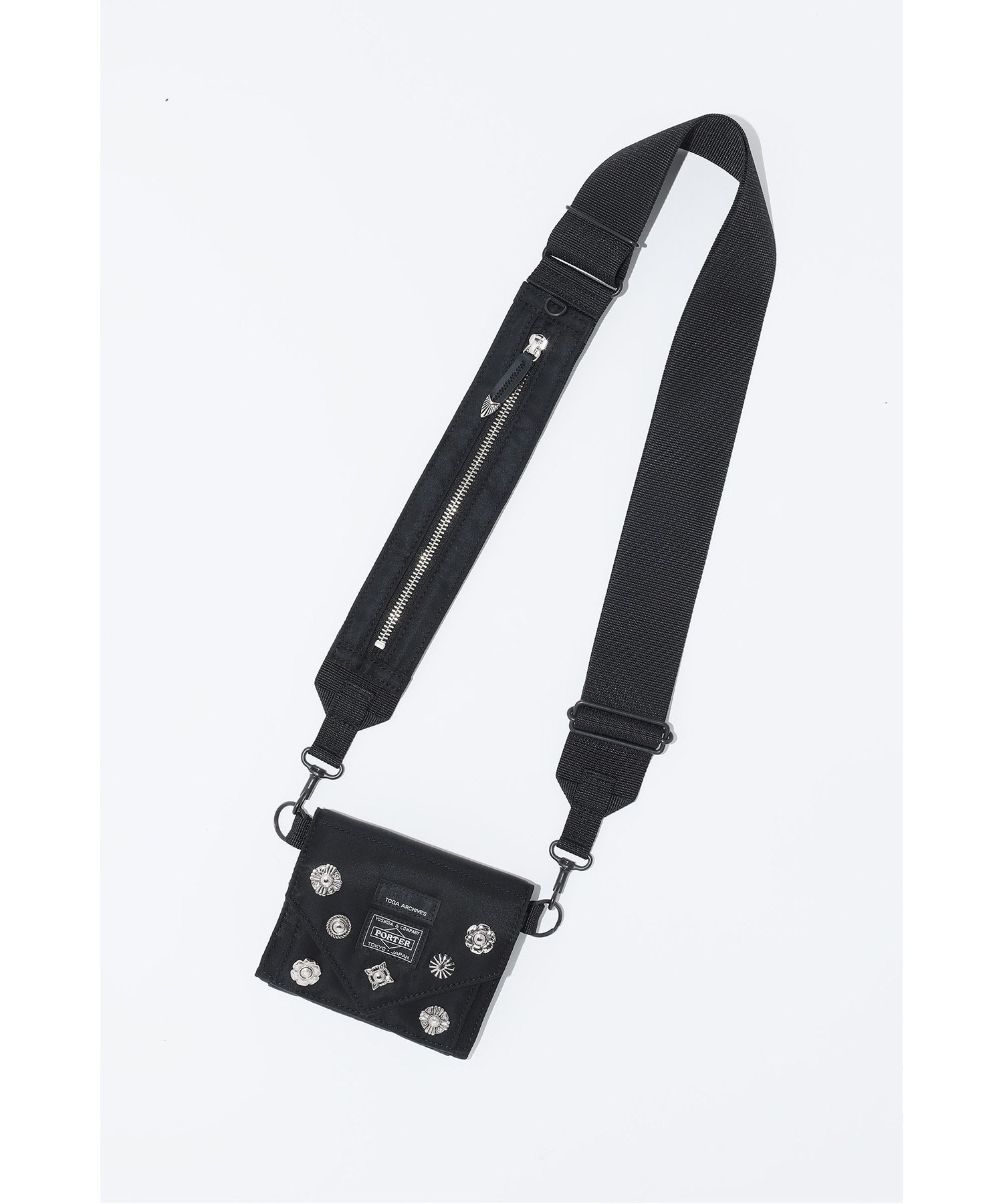 【トーガ/TOGA】のShoulder wallet PORTER SP インテリア・キッズ・メンズ・レディースファッション・服の通販 founy(ファニー) 　ファッション　Fashion　レディースファッション　Fashion for Women　ウォレット　Wallet　コラボ　Collaboration, Collab　コレクション　Collection, Seasonal Line　コンパクト　Compact, Small Size　今季　This Season, Current Season　ショルダー　Shoulder, Shoulder Strap　ショーツ　Shorts, Short Pants　スウェット / スエット　Sweatshirt, Sweatwear　パープル　Purple, Violet　ブルゾン　Blouson, Bomber Jacket　ポケット　Pocket, Pocket Detail　メタル　Metal, Metal Parts　BLACK|ID: prp329100004777206 ipo3291000000034637439