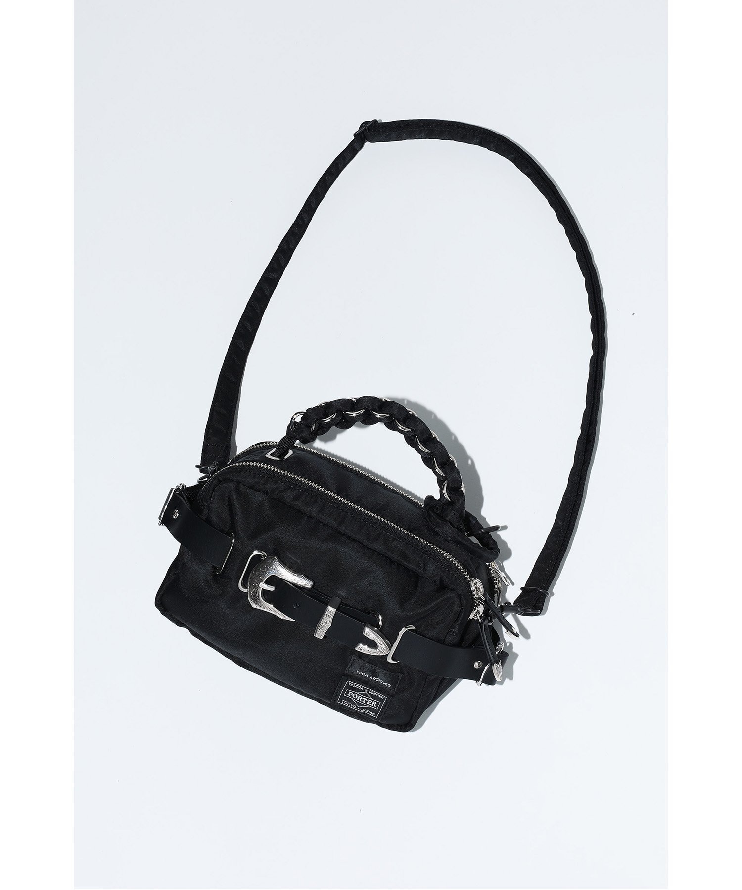 【トーガ/TOGA】のShoulder hand bag PORTER SP インテリア・キッズ・メンズ・レディースファッション・服の通販 founy(ファニー) 　ファッション　Fashion　レディースファッション　Fashion for Women　ウォレット　Wallet　コラボ　Collaboration, Collab　コレクション　Collection, Seasonal Line　今季　This Season, Current Season　ショーツ　Shorts, Short Pants　シンプル　Simple, Minimal　スウェット / スエット　Sweatshirt, Sweatwear　ブルゾン　Blouson, Bomber Jacket　ポーチ　Pouch, Small Case　メタル　Metal, Metal Parts　ラップ　Wrap, Wrap Design　BLACK|ID: prp329100004777207 ipo3291000000034637447