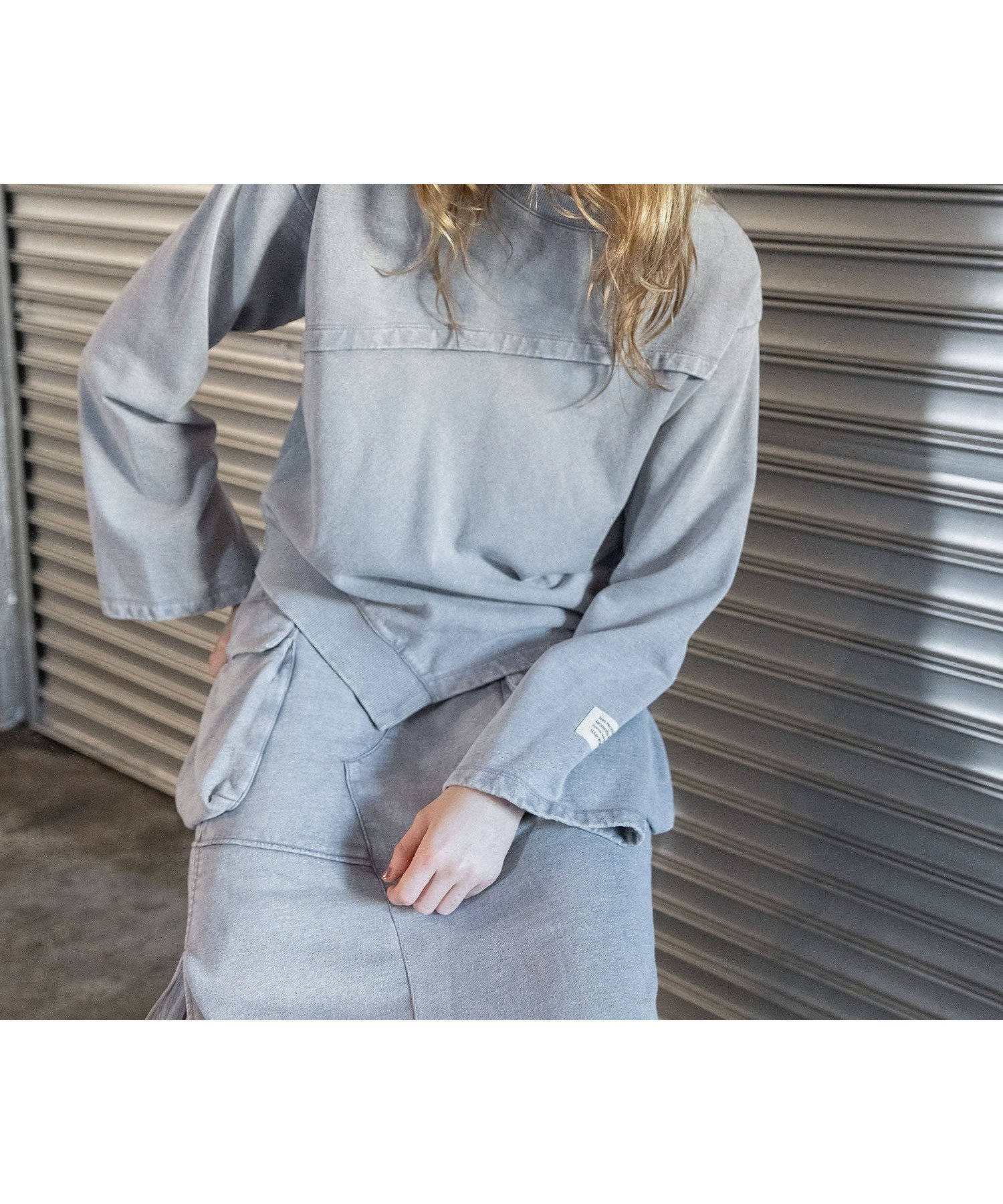 【アウラアイラ/AULA AILA】の【AVIREX】ASYMMETRY PULLOVER 人気、トレンドファッション・服の通販 founy(ファニー) ファッション Fashion レディースファッション Fashion for Women トップス・カットソー Cut & Sew Tops カジュアルプルオーバー・ニットトップス Pullovers & Knit Tops / Casual Pullovers アシンメトリー Asymmetrical Style ヴィンテージ Vintage Style コラボ Collaboration, Collab シンプル Simple, Minimal セットアップ Set-Up, Coordinated Outfit デニム Denim, Jeans Material ヘムライン Hemline, Bottom Cut ボトム Bottoms, Lower Wear ポケット Pocket, Pocket Detail ミリタリー Military, Army Style ルーズ Loose, Oversized おすすめ Recommended / Our Picks other-1|ID: prp329100004777567 ipo3291000000034977209