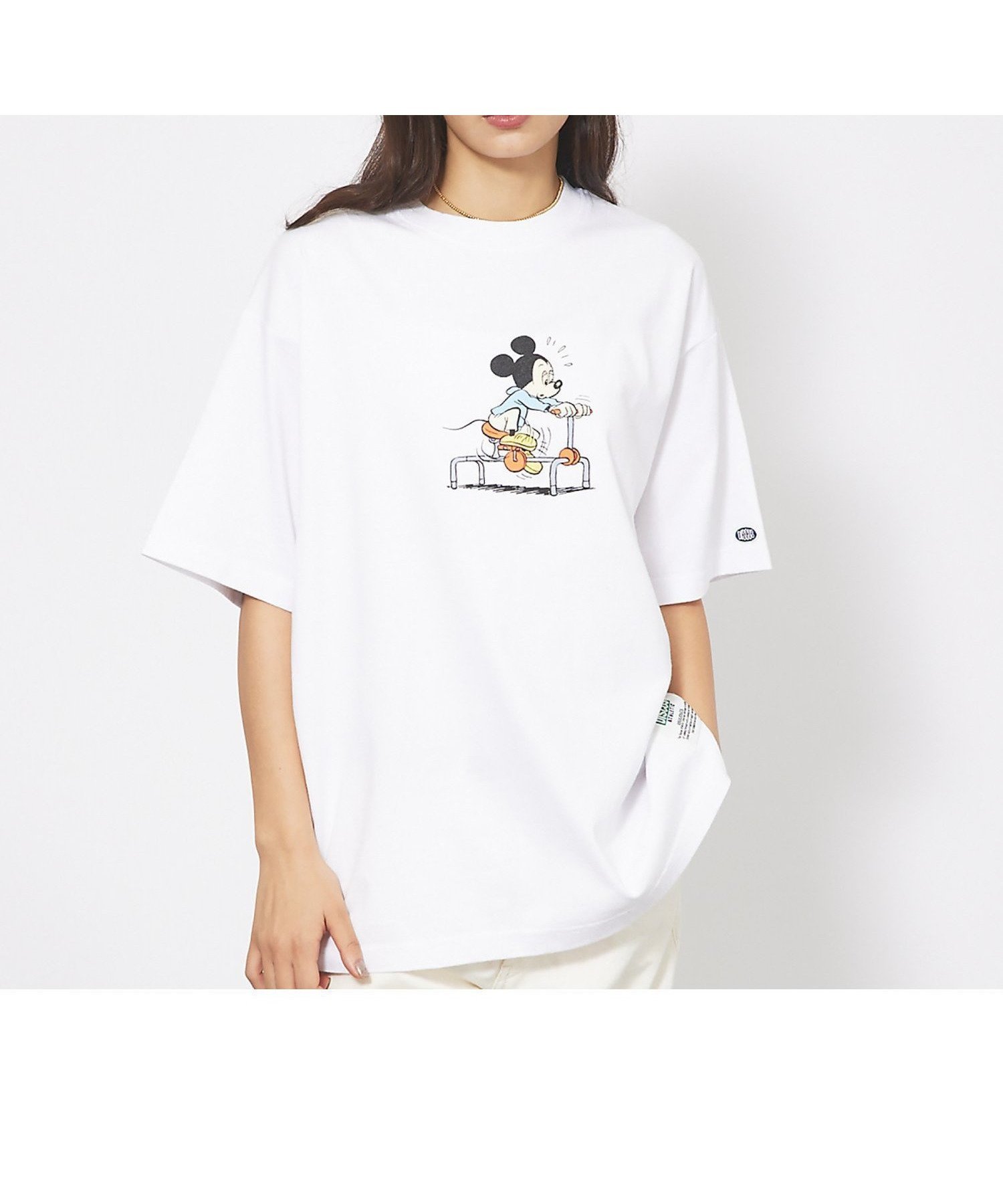 【ルージュヴィフラクレ/Rouge vif la cle】の【DISCUS/ディスカス】DISCUS*Disneyコラボ Tシャツ 半袖/デ インテリア・キッズ・メンズ・レディースファッション・服の通販 founy(ファニー) 　ファッション　Fashion　レディースファッション　Fashion for Women　トップス・カットソー　Cut & Sew Tops　シャツ・ブラウス・オフィスカジュアル　Elegant Blouses & Button-Ups　ロングTシャツ・Tシャツ　Longline T-Shirts & Tees　イラスト　Illustration　コラボ　Collaboration, Collab　スポーツ　Sports, Activewear　半袖　Short Sleeve, Half Sleeve　モチーフ　Motif, Design Theme　ロング　Long, Long-Length　おすすめ　Recommended / Our Picks　筋トレ・ボディメイク　Workout / Body Make / Fitness　ギフト プレゼント　Gift / Present　その他5|ID: prp329100004777635 ipo3291000000034900991