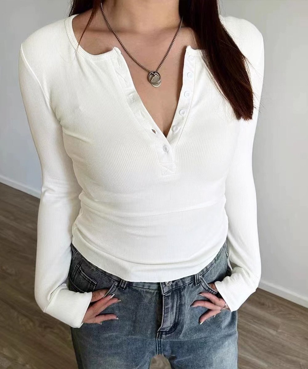【ミニミニストア/miniministore】のハーフボタンカットソー長袖タイトtシャツ インテリア・キッズ・メンズ・レディースファッション・服の通販 founy(ファニー) 　ファッション　Fashion　レディースファッション　Fashion for Women　トップス・カットソー　Cut & Sew Tops　シャツ・ブラウス・オフィスカジュアル　Elegant Blouses & Button-Ups　ロングTシャツ・Tシャツ　Longline T-Shirts & Tees　カットソー・ベーシックTシャツ　Cut-and-Sewn Tops / Stretch Tees & Basics　インナー　Innerwear　シンプル　Simple, Minimal　スラックス　Slacks, Dress Pants　デニム　Denim, Jeans Material　トレンド　Trend, Trending Now　長袖　Long Sleeve, Full Sleeve　ハーフ　Half, Half-Length　フィット　Fit, Slim Fit　無地　Plain, Solid Color　ホワイト|ID: prp329100004777666 ipo3291000000034642440