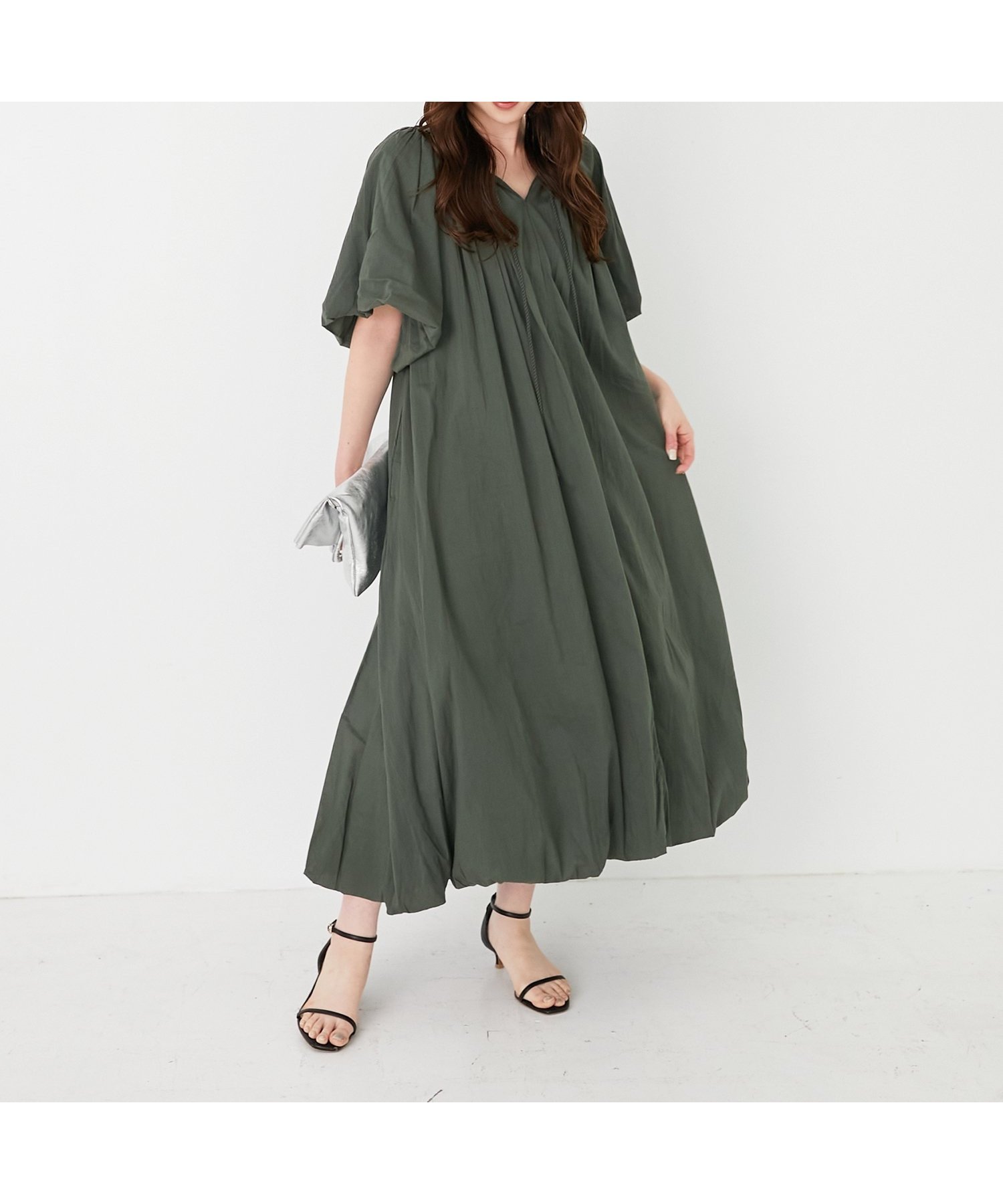 【ルクールブラン/le.coeur blanc】の《手洗い可能》Fanakaボリュームスリーブワンピース インテリア・キッズ・メンズ・レディースファッション・服の通販 founy(ファニー) 　ファッション　Fashion　レディースファッション　Fashion for Women　ワンピース　Dresses　おすすめ　Recommended / Our Picks　インド　Indian Textile　インナー　Innerwear　サンダル　Sandals, Summer Shoes　スリット　Slit, Slit Detail　タッセル　Tassel, Fringe　タートル　Turtleneck, Turtle Collar　トレンド　Trend, Trending Now　バルーン　Balloon, Balloon Silhouette　リラックス　Relax, Relaxed Fit　ロング　Long, Long-Length　夏　Summer　D/グリーン|ID: prp329100004777775 ipo3291000000034644327