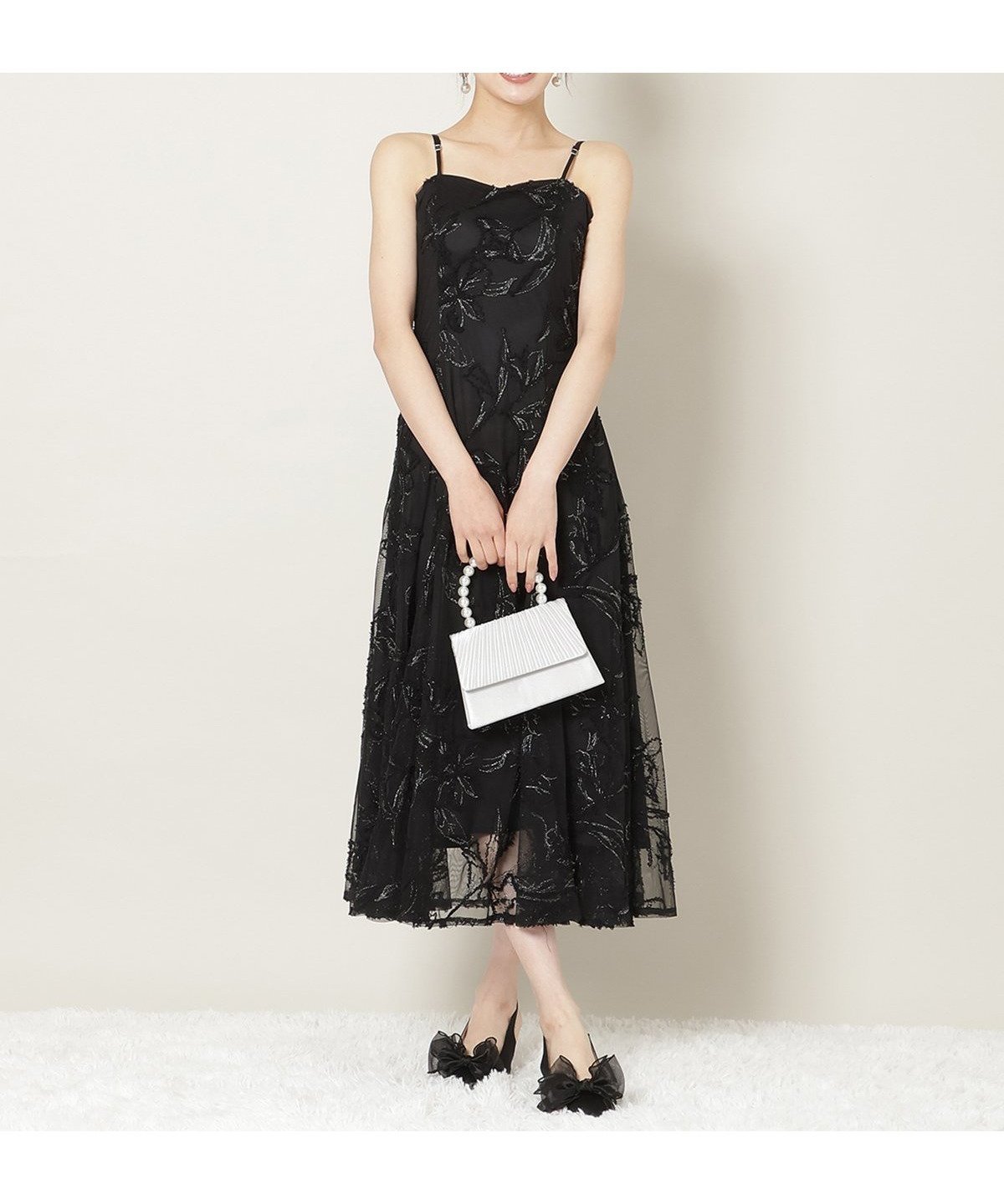 【ウィルセレクション/WILLSELECTION】の刺繍レースキャミワンピース インテリア・キッズ・メンズ・レディースファッション・服の通販 founy(ファニー) 　ファッション　Fashion　レディースファッション　Fashion for Women　ワンピース　Dresses　キャミソールワンピース　Camisole Dresses　オケージョン　Occasion Wear　キャミワンピース　Cami Dress, Slip Dress　シアー　Sheer, See-Through　シャーリング　Shirring, Ruched　ショール　Shawl, Wrap　シンプル　Simple, Minimal　チュール　Tulip, Tulip Motif　フィット　Fit, Slim Fit　フォーマル　Formal, Dressy　フラワー　Flower, Floral　ボレロ　Bolero, Short Cardigan　レース　Lace, Lace Fabric　エレガント 上品　Elegant　ブラック|ID: prp329100004777819 ipo3291000000034644607