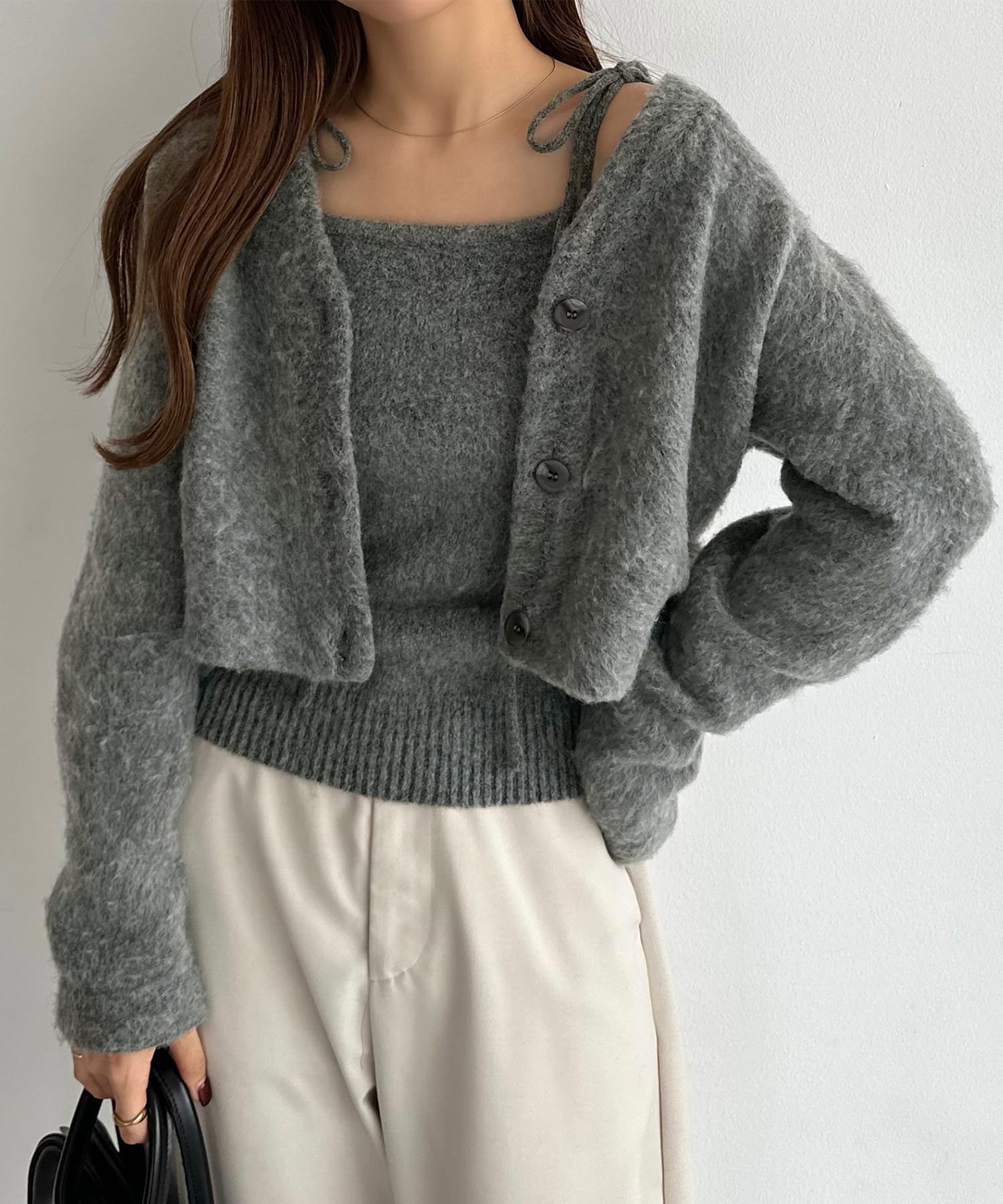 【ジュノア/JUNOAH】のcallautia ニットカーデ+キャミ インテリア・キッズ・メンズ・レディースファッション・服の通販 founy(ファニー) 　ファッション　Fashion　レディースファッション　Fashion for Women　トップス・カットソー　Cut & Sew Tops　ニット　Knit Tops & Sweaters　キャミソール&ノースリーブ　Camisoles & Sleeveless Tops　アクリル　Acrylic Material　キャミ　Camisole, Cami Top　チャコール|ID: prp329100004777934 ipo3291000000034646332