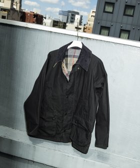【アダムエロペ /ADAM ET ROPE' / MEN】の《別注》【Barbour/バブアー】BEDALE CLASSIC リバーシブルブルゾン / ブルガリア製 人気、トレンドファッション・服の通販 founy(ファニー) ファッション Fashion メンズファッション Fashion for Men アウトドア Outdoor Clothing ヴィンテージ Vintage Style 軽量 Lightweight, Ultra Light ジャケット Jacket, Outerwear チェック Check, Plaid, Tartan トレンド Trend, Trending Now フォーマル Formal, Dressy フラップ Flap, Flap Pocket ベーシック Basic, Essential ポケット Pocket, Pocket Detail 別注 Limited Edition, Custom Order リバーシブル Reversible, Two-Sided エレガント 上品 Elegant ビジネス 仕事 通勤 Business / Work / Commuting |ID:prp329100004778301